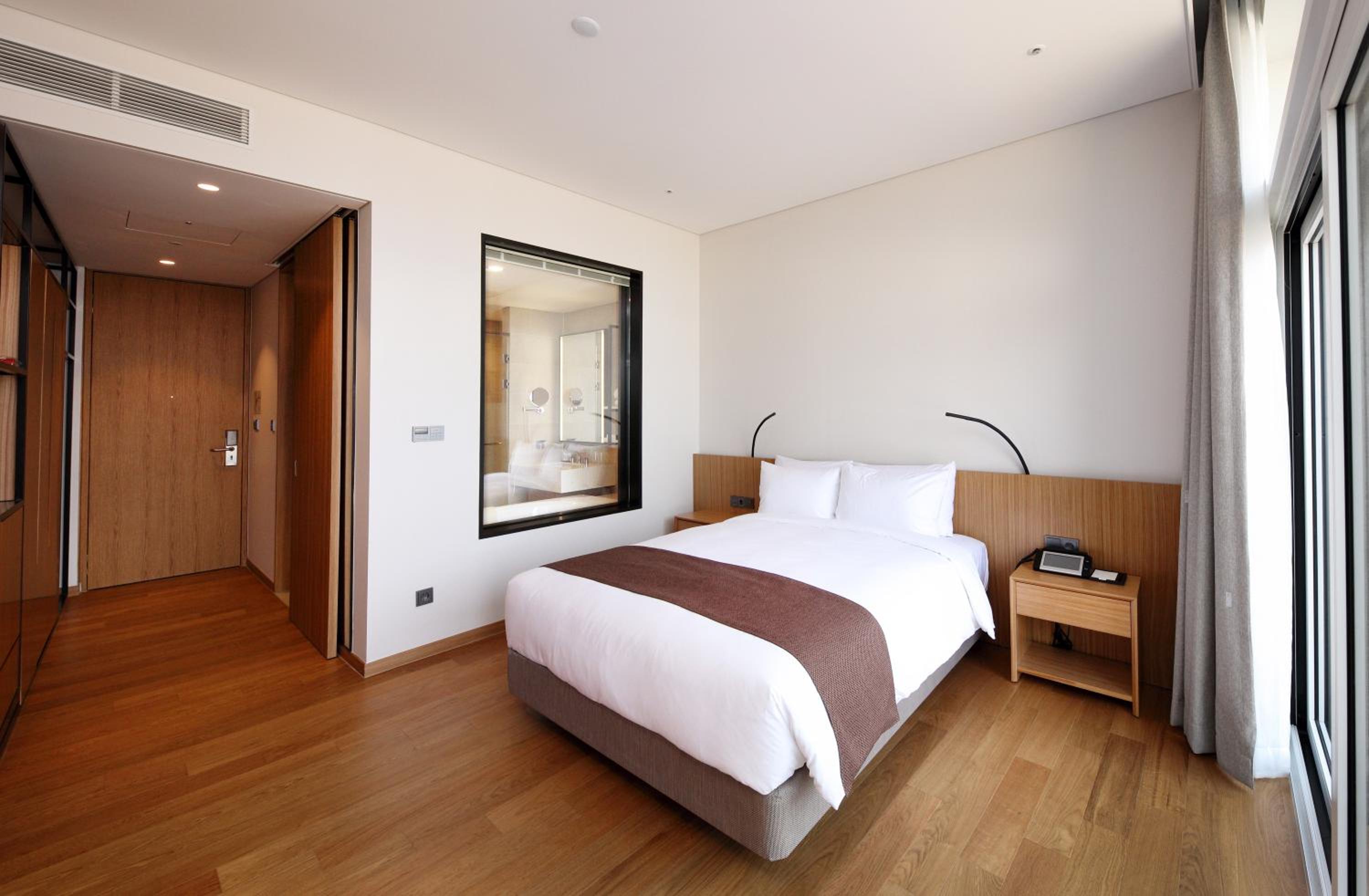 Deluxe Double Room photo 3