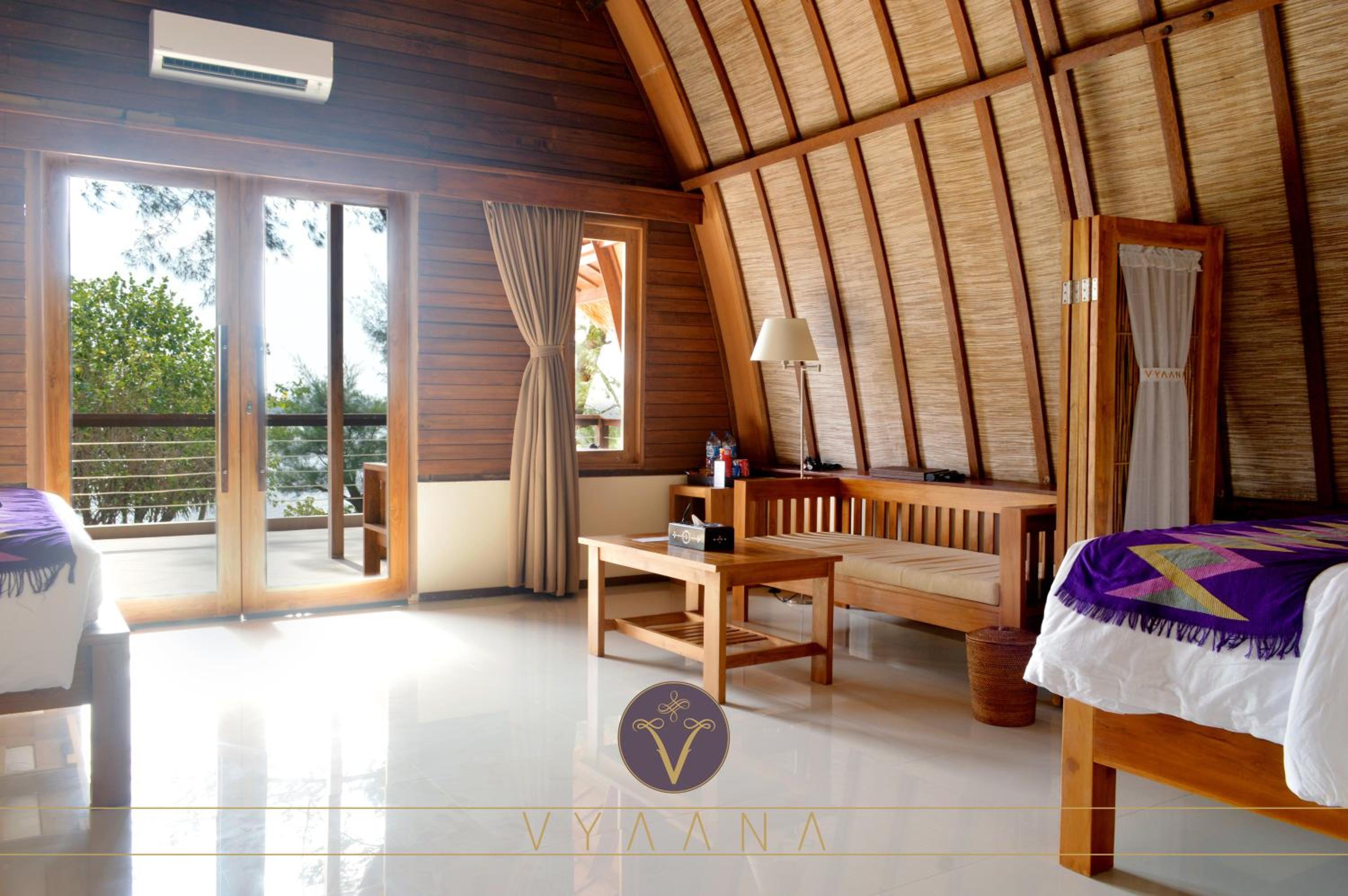 Deluxe Suite with Sea View