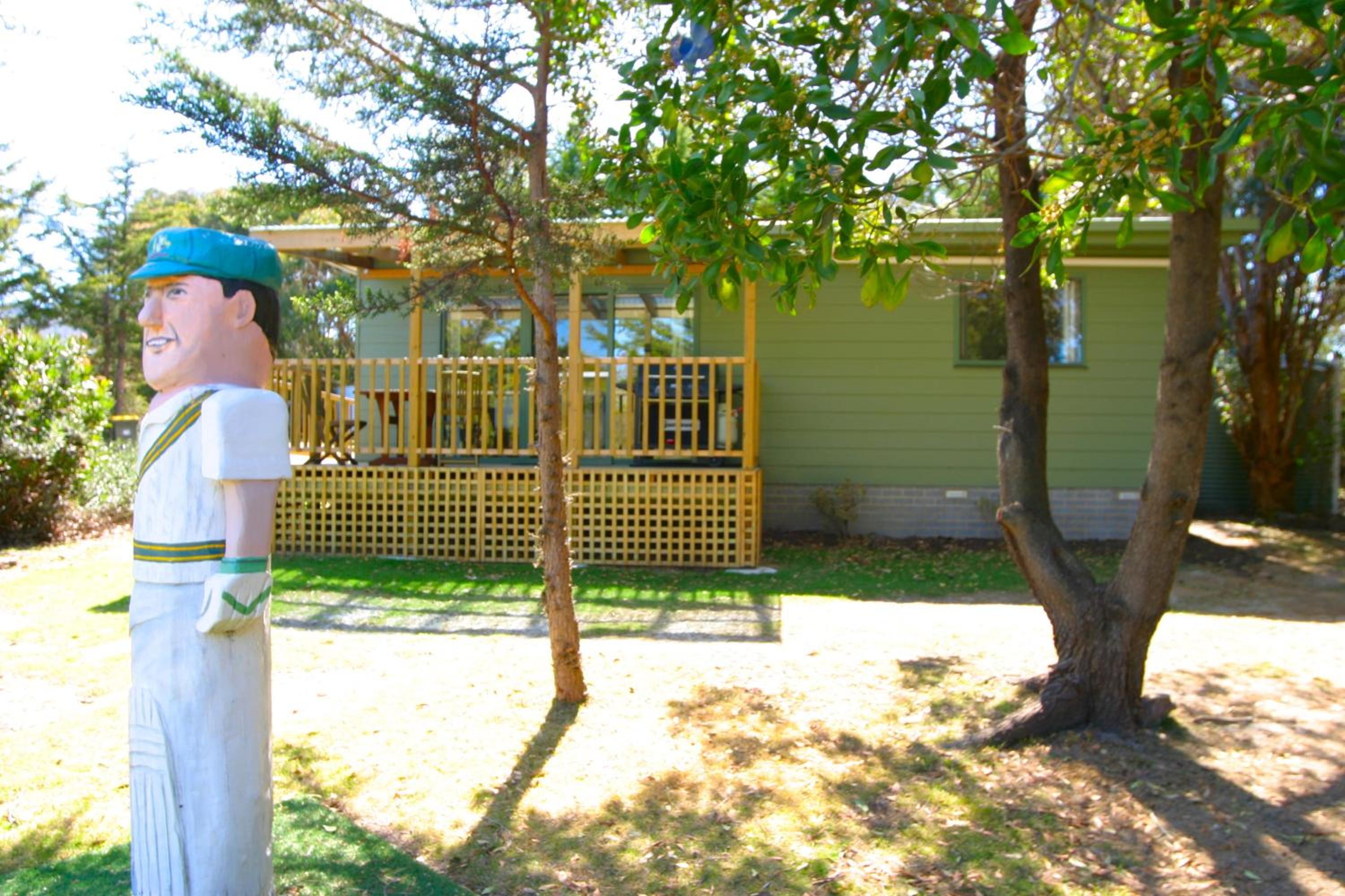 Two-Bedroom Cottage photo 2