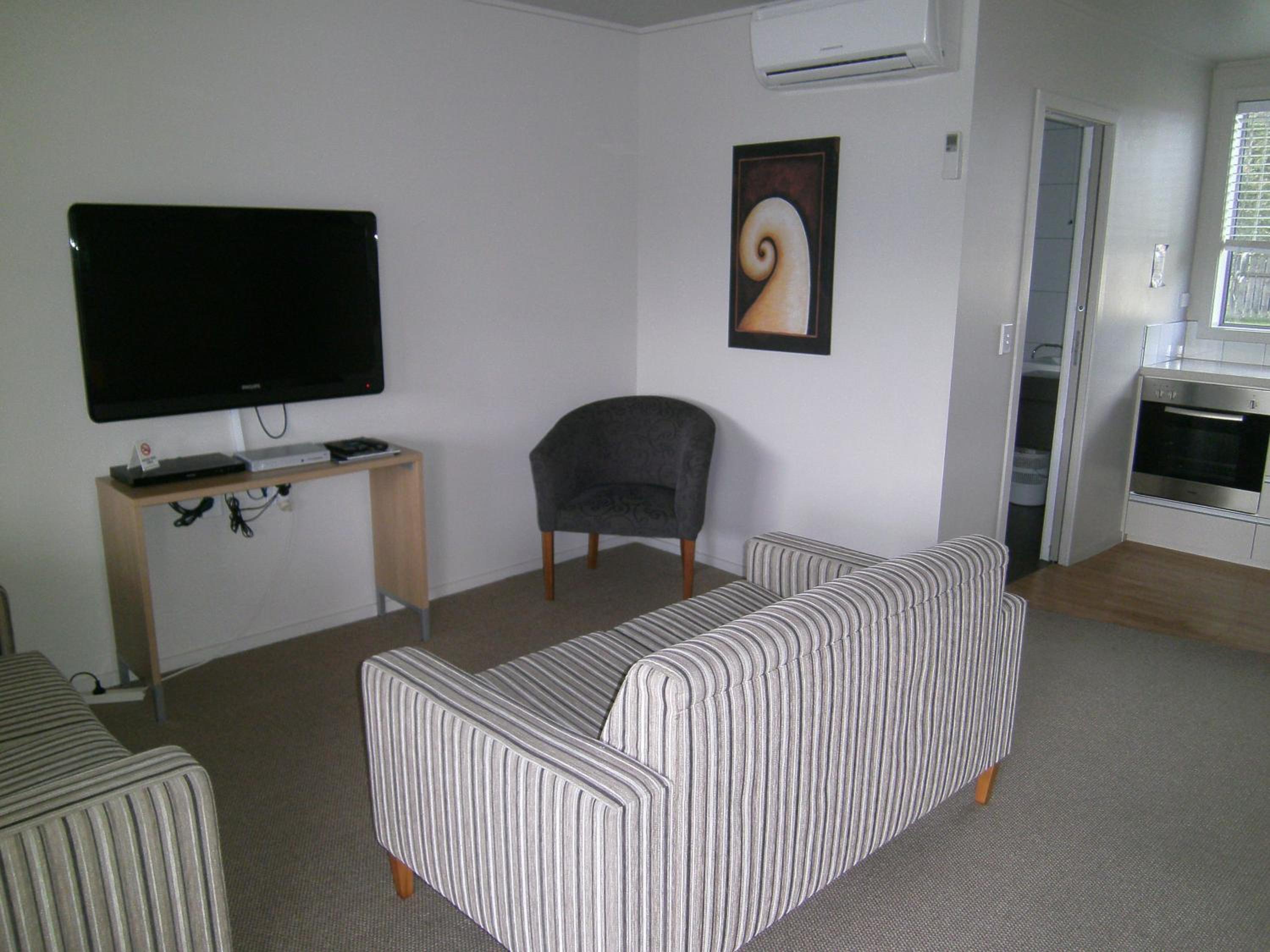 Two-Bedroom Apartment photo 2