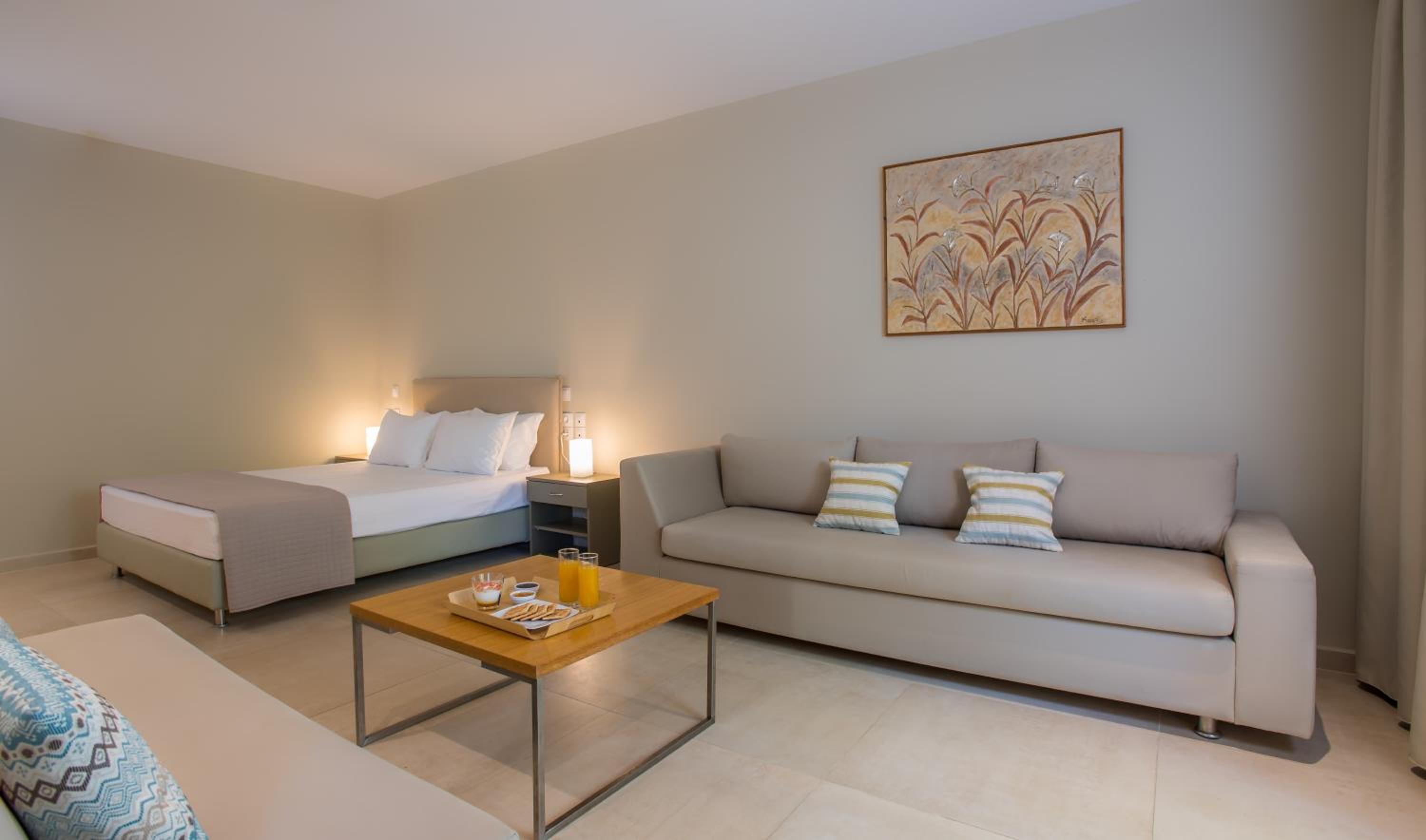 Family Room with Balcony photo 1