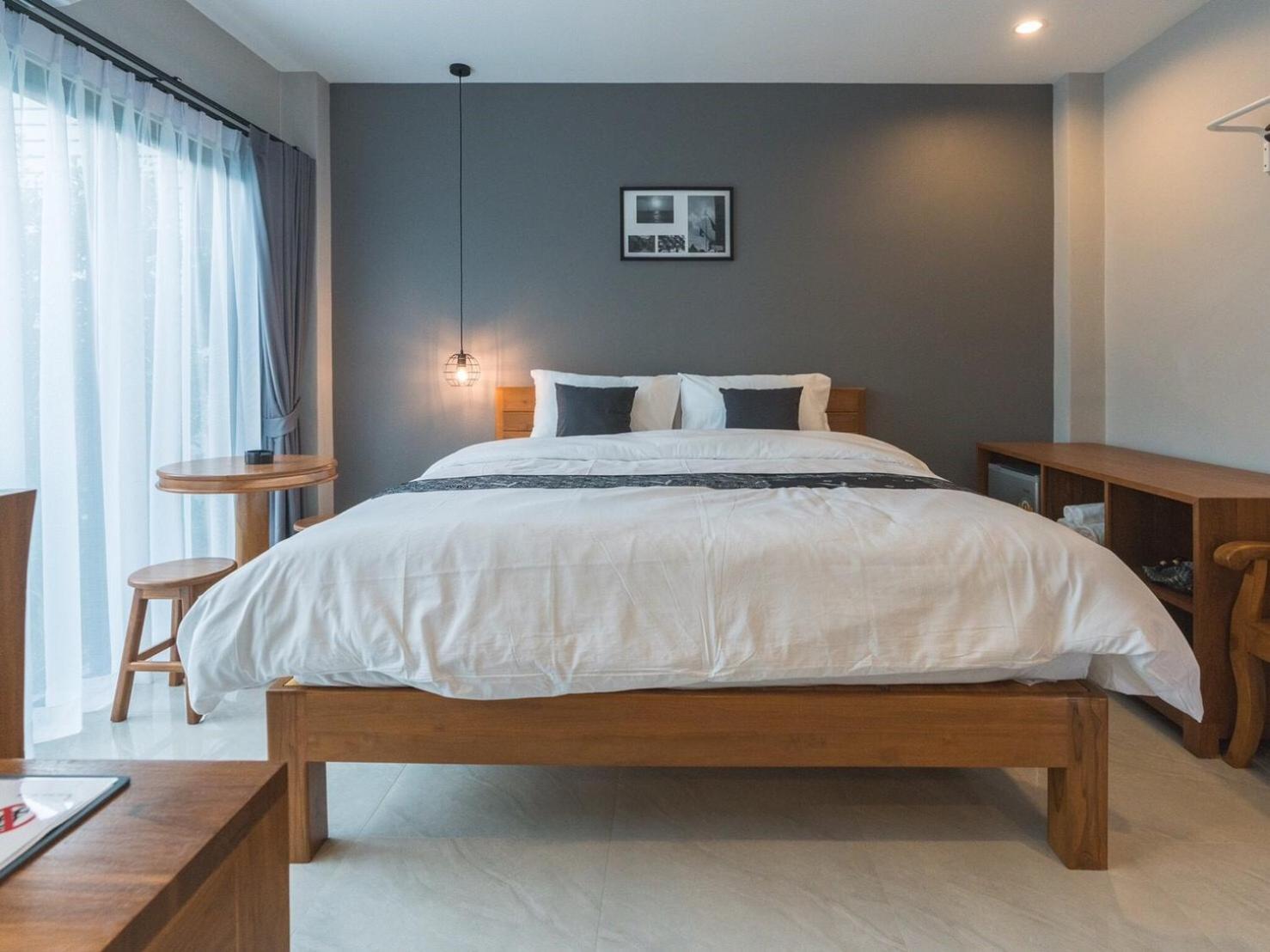 King Room with Pool View