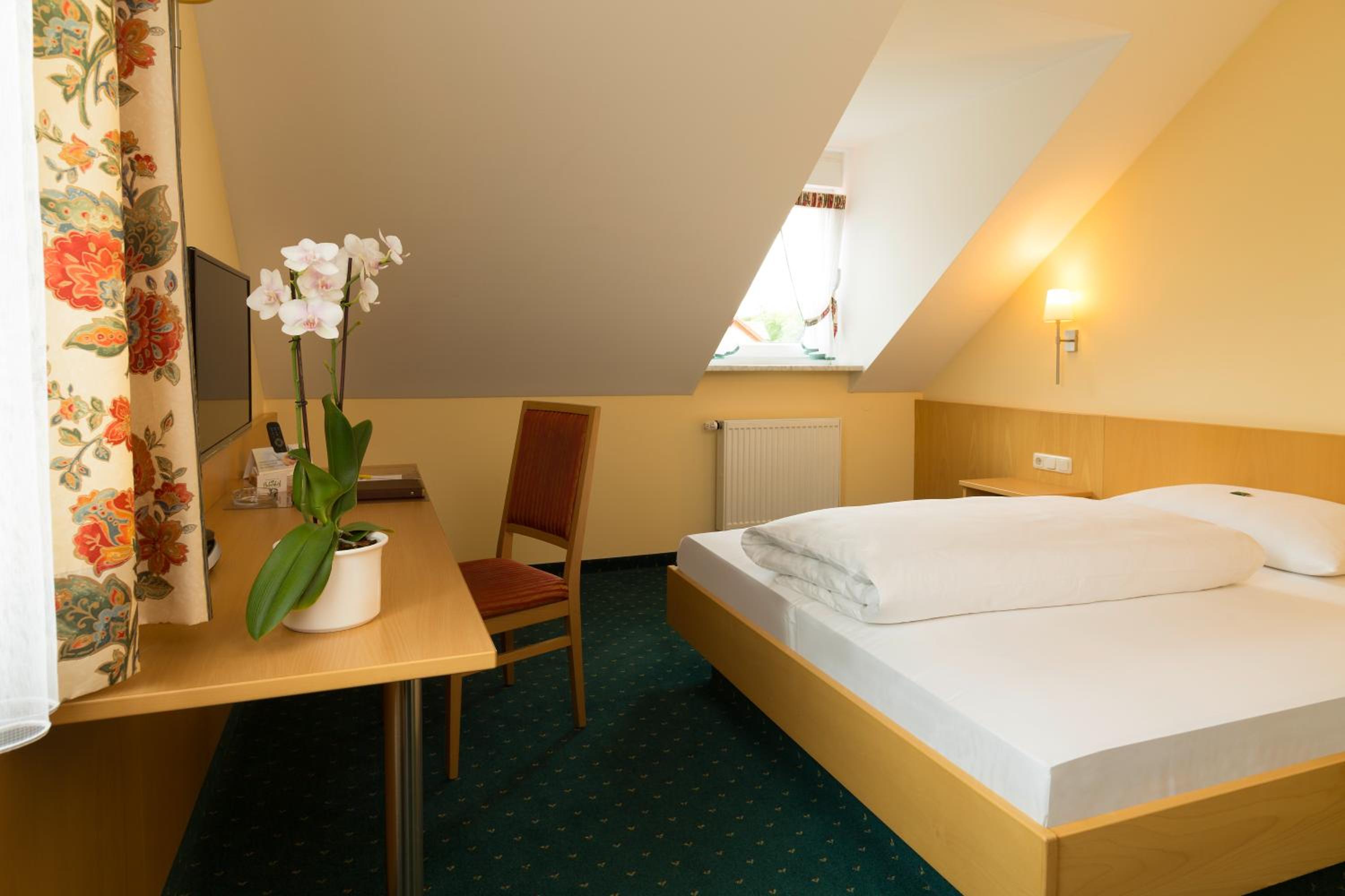 Small Double Room