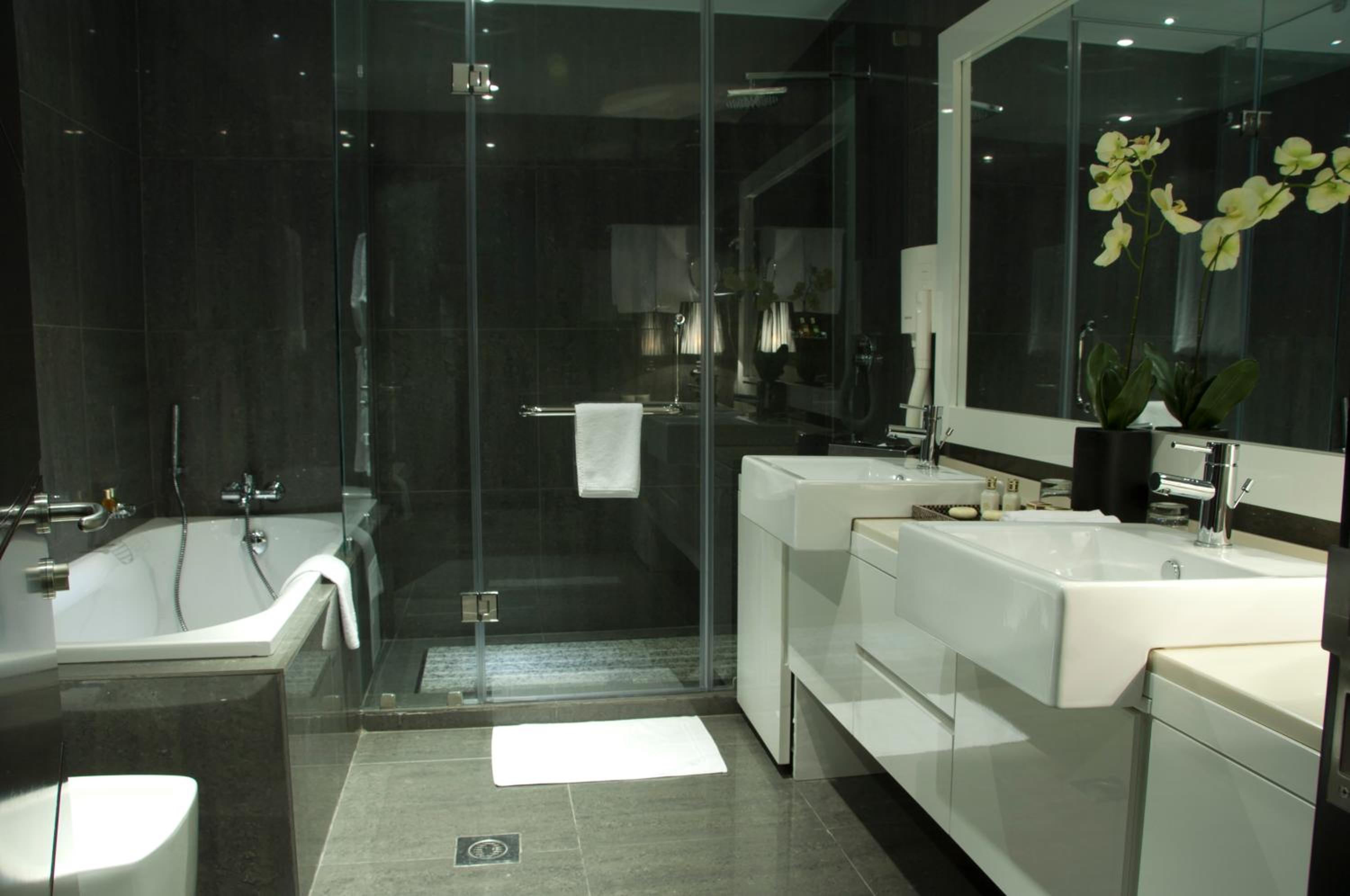 Suite - Photo 4