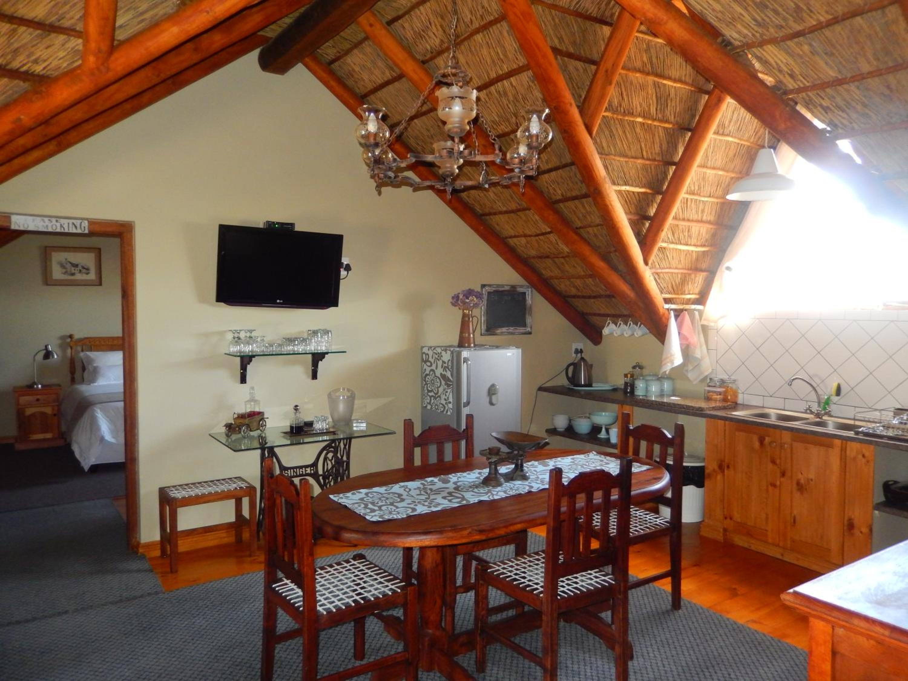 Two-Bedroom Apartment - Photo 17