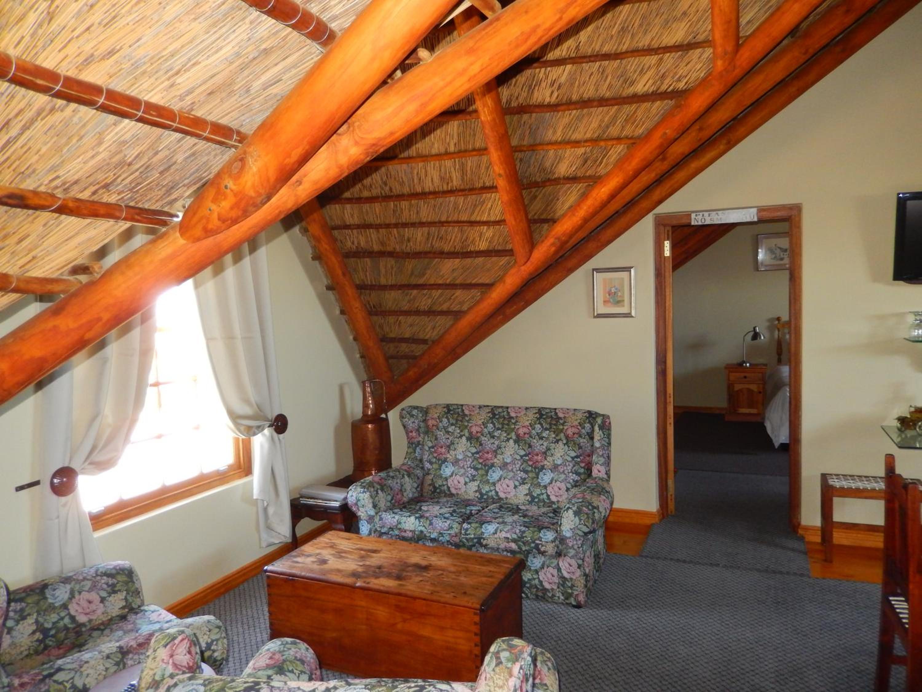 Two-Bedroom Apartment - Photo 15