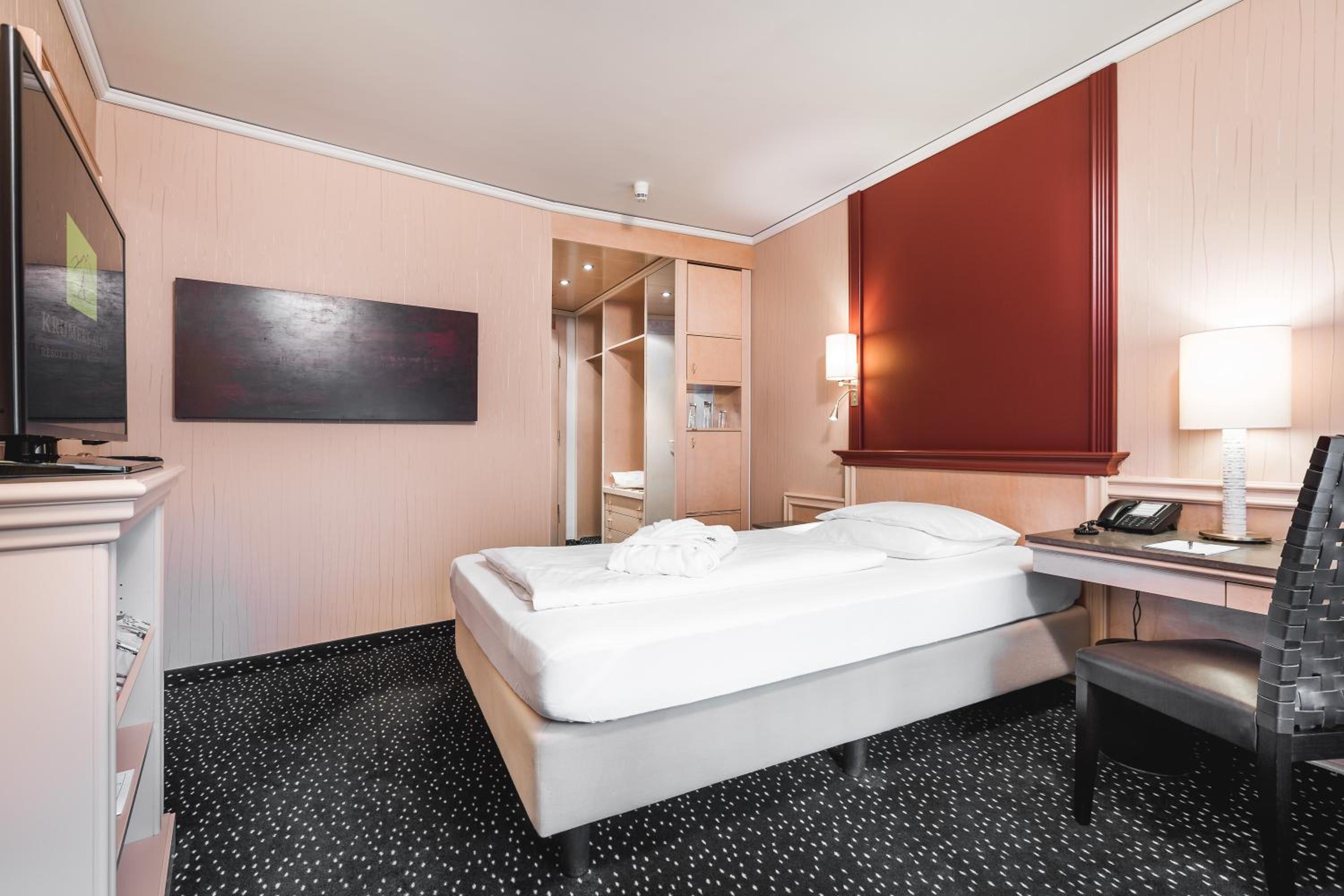 Single Room photo 2