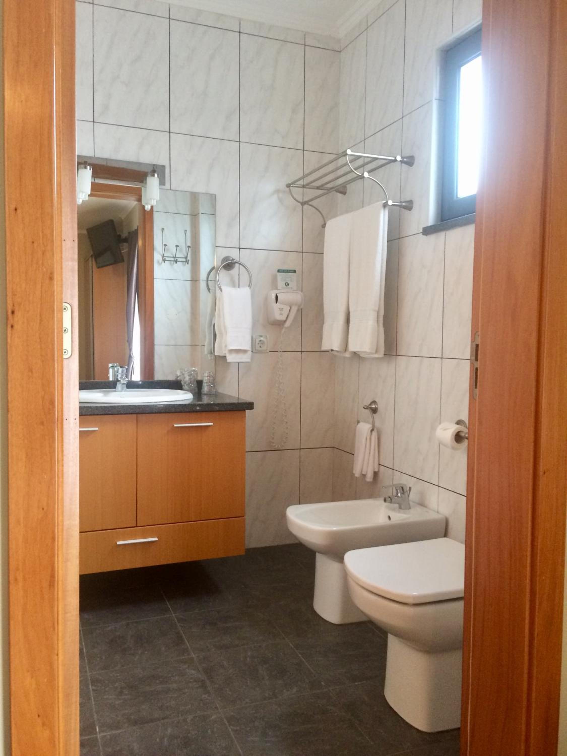 Standard Twin Room photo 3