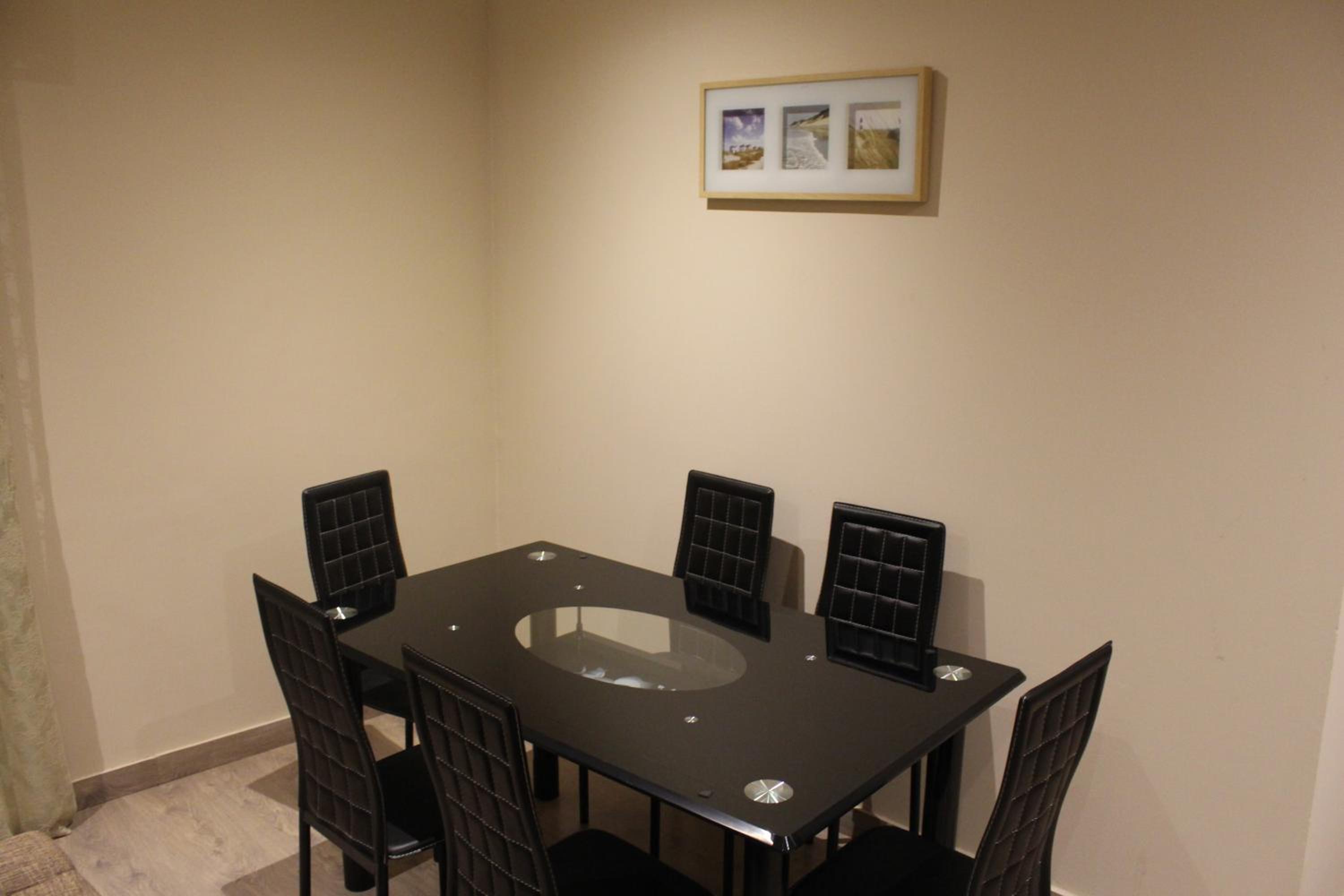 Deluxe Apartment photo 2