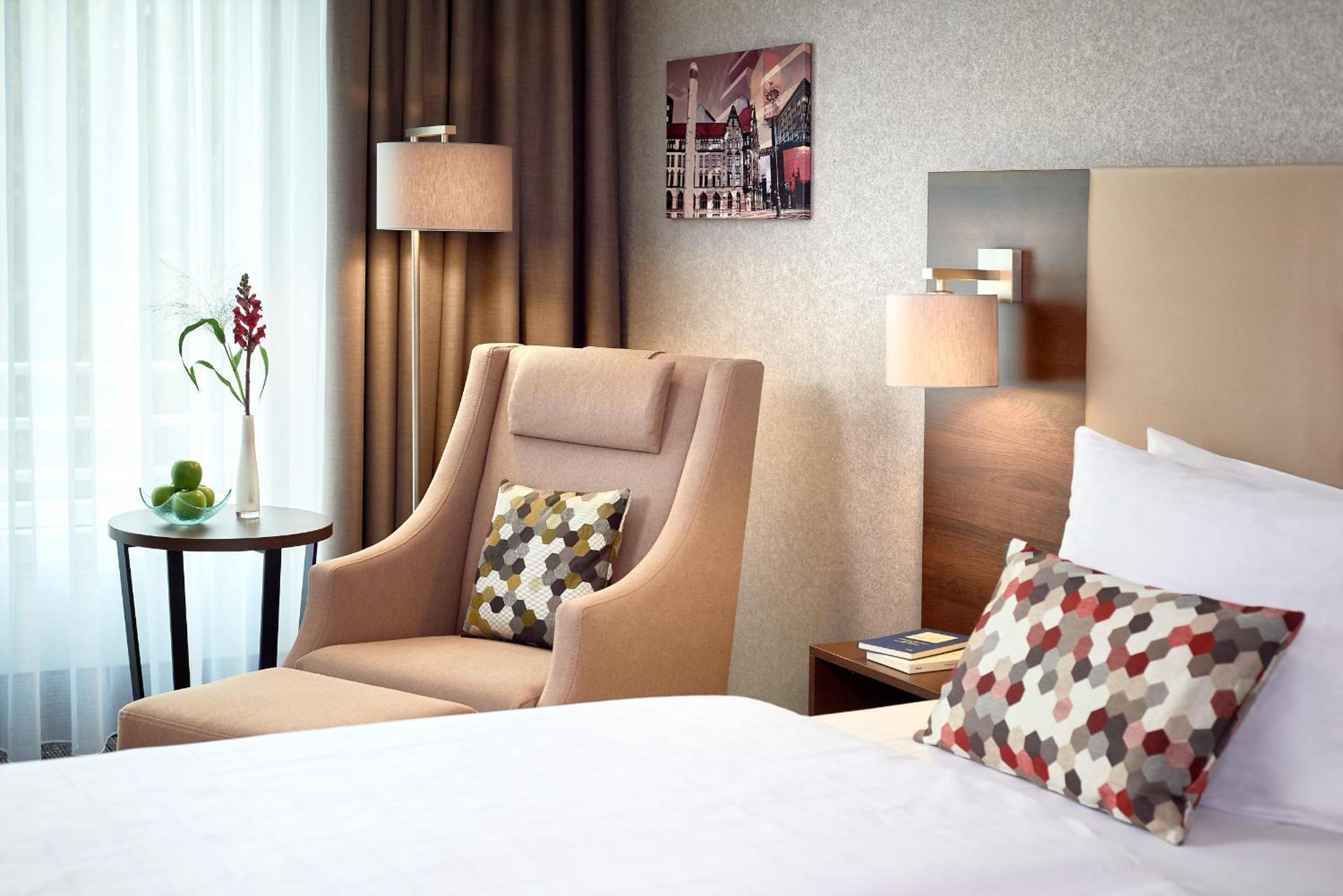 Deluxe Double Room - Photo 11