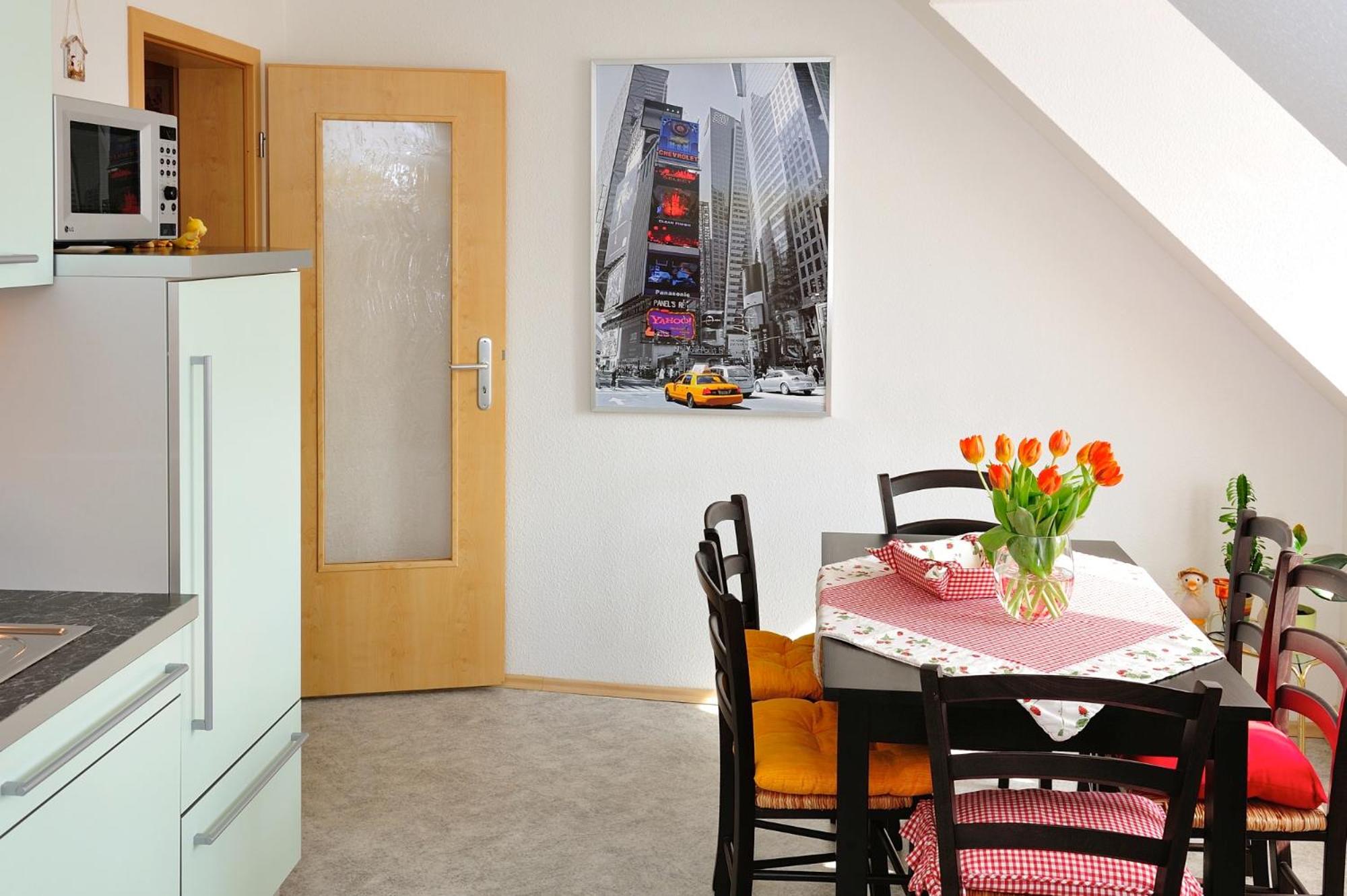 One-Bedroom Apartment photo 2