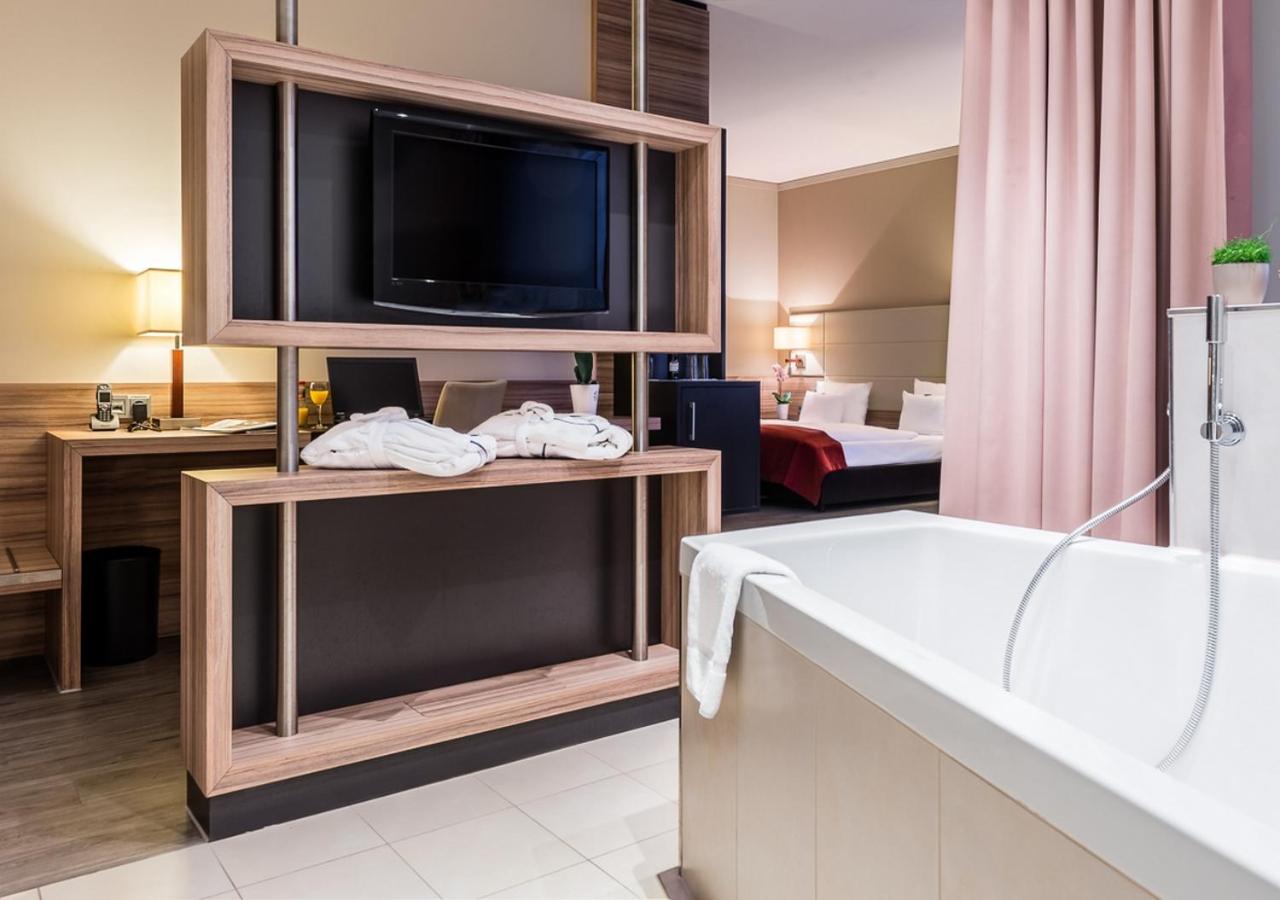 Twin Suite - Photo 6