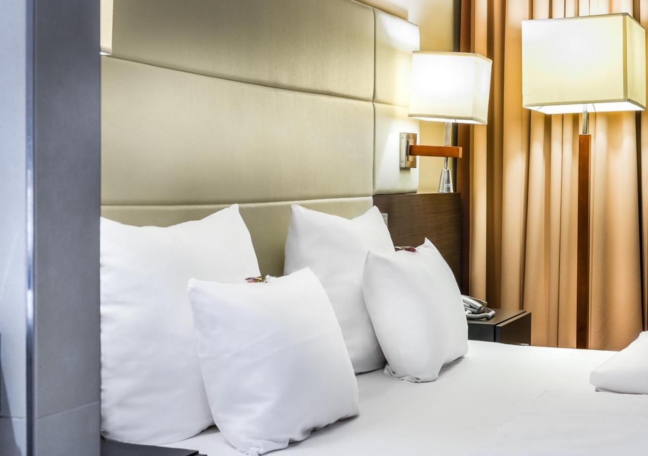 Deluxe Twin Room photo 3