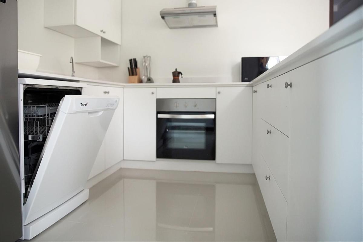 Two-Bedroom Apartment - Photo 2
