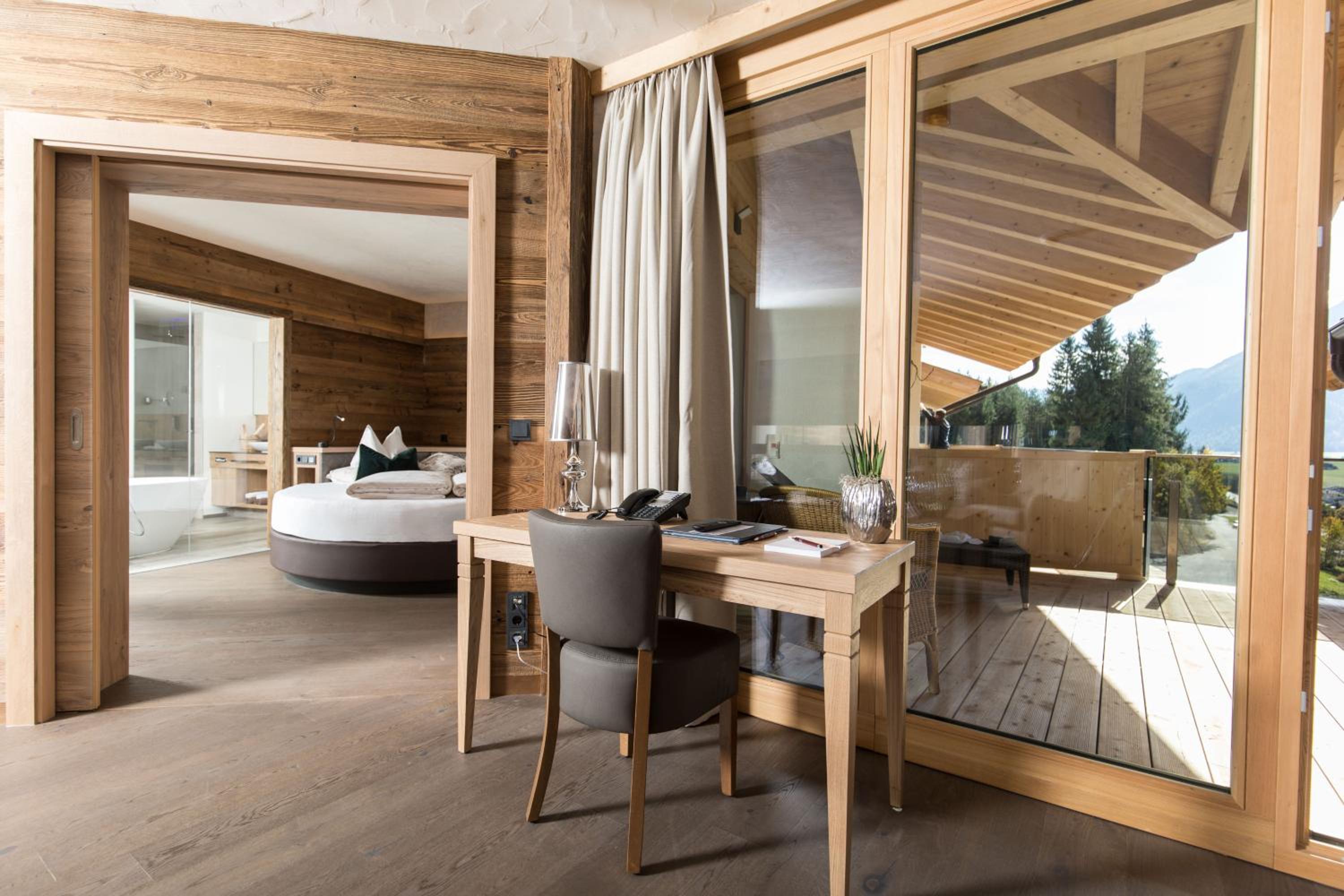 Spa Lodge Suite photo 2