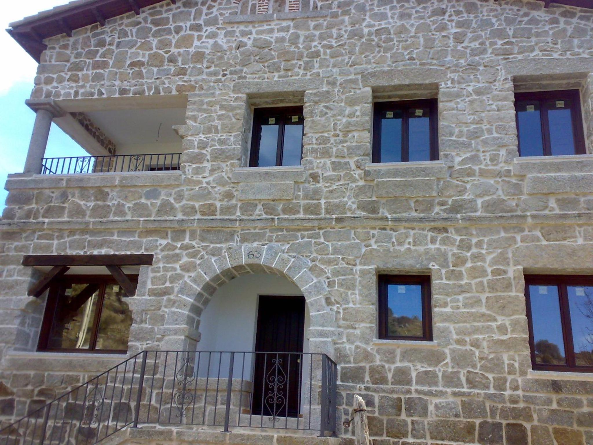 Two-Bedroom House photo 2