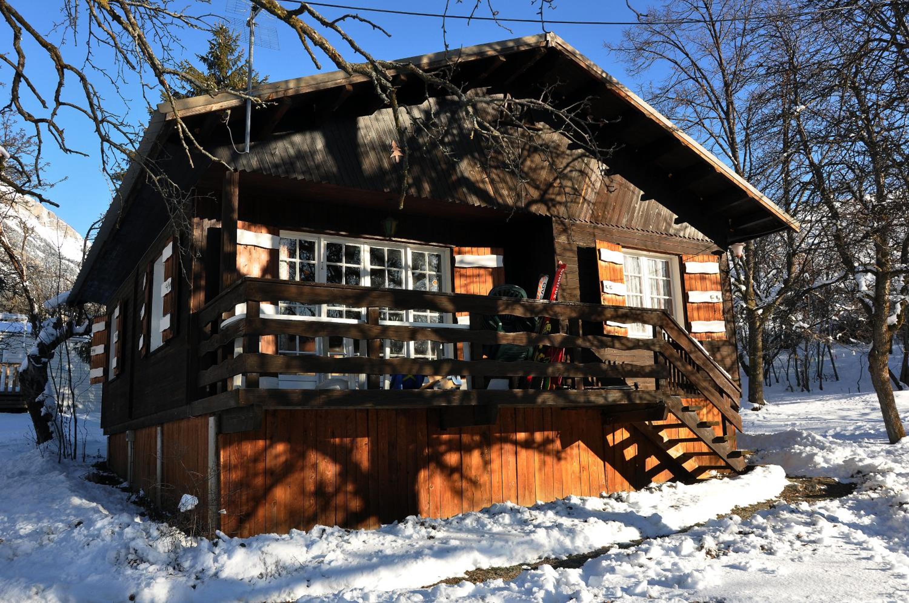 Three-Bedroom Chalet - Photo 5