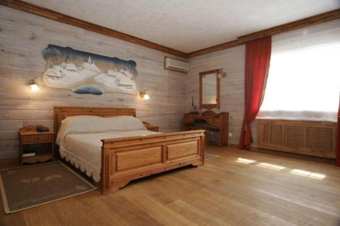Deluxe Junior Suite photo 3
