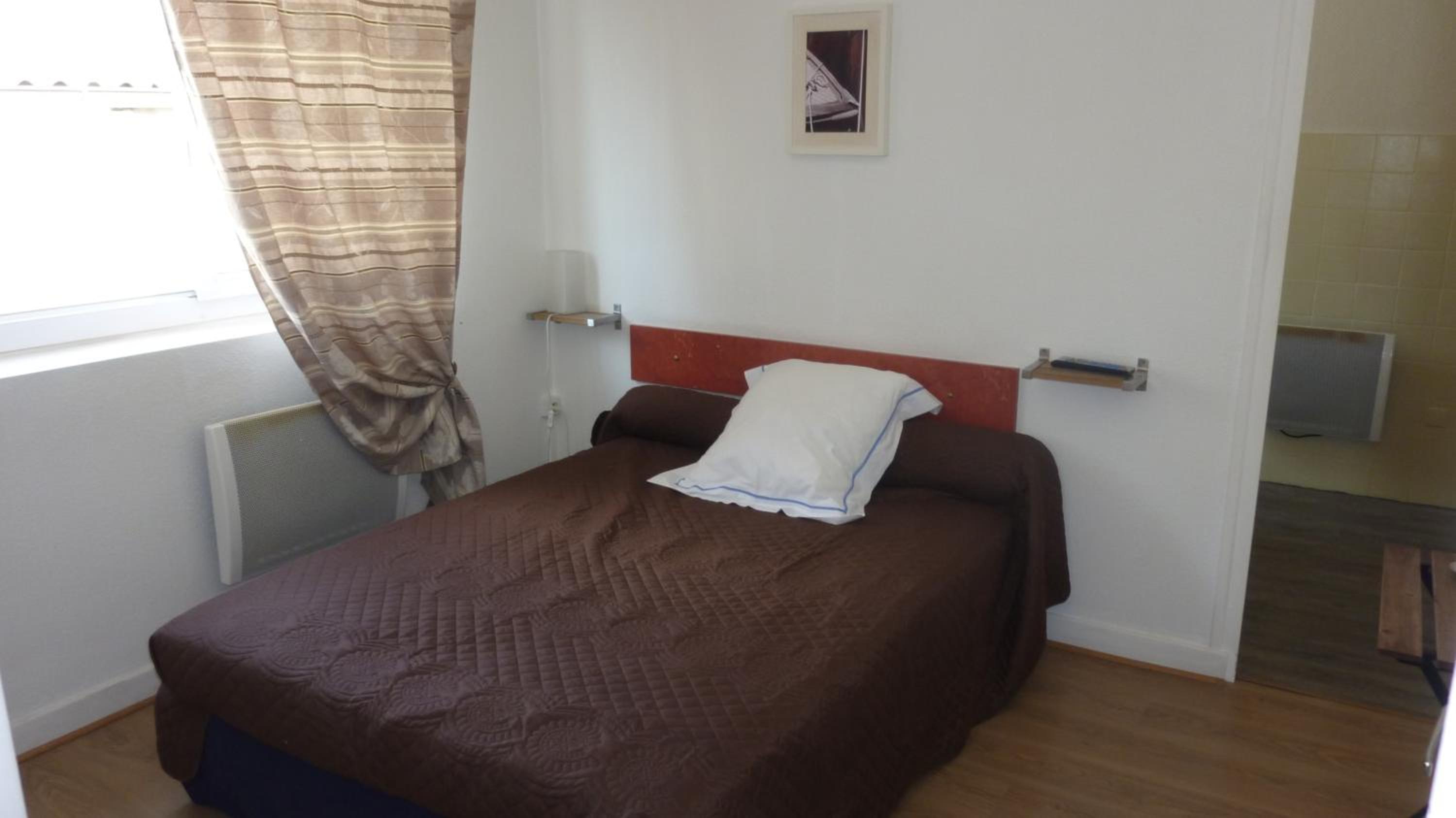 Double Room - Photo 2
