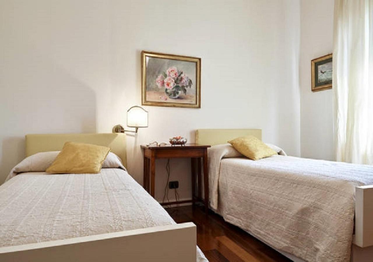 Two-Bedroom Suite - Photo 4