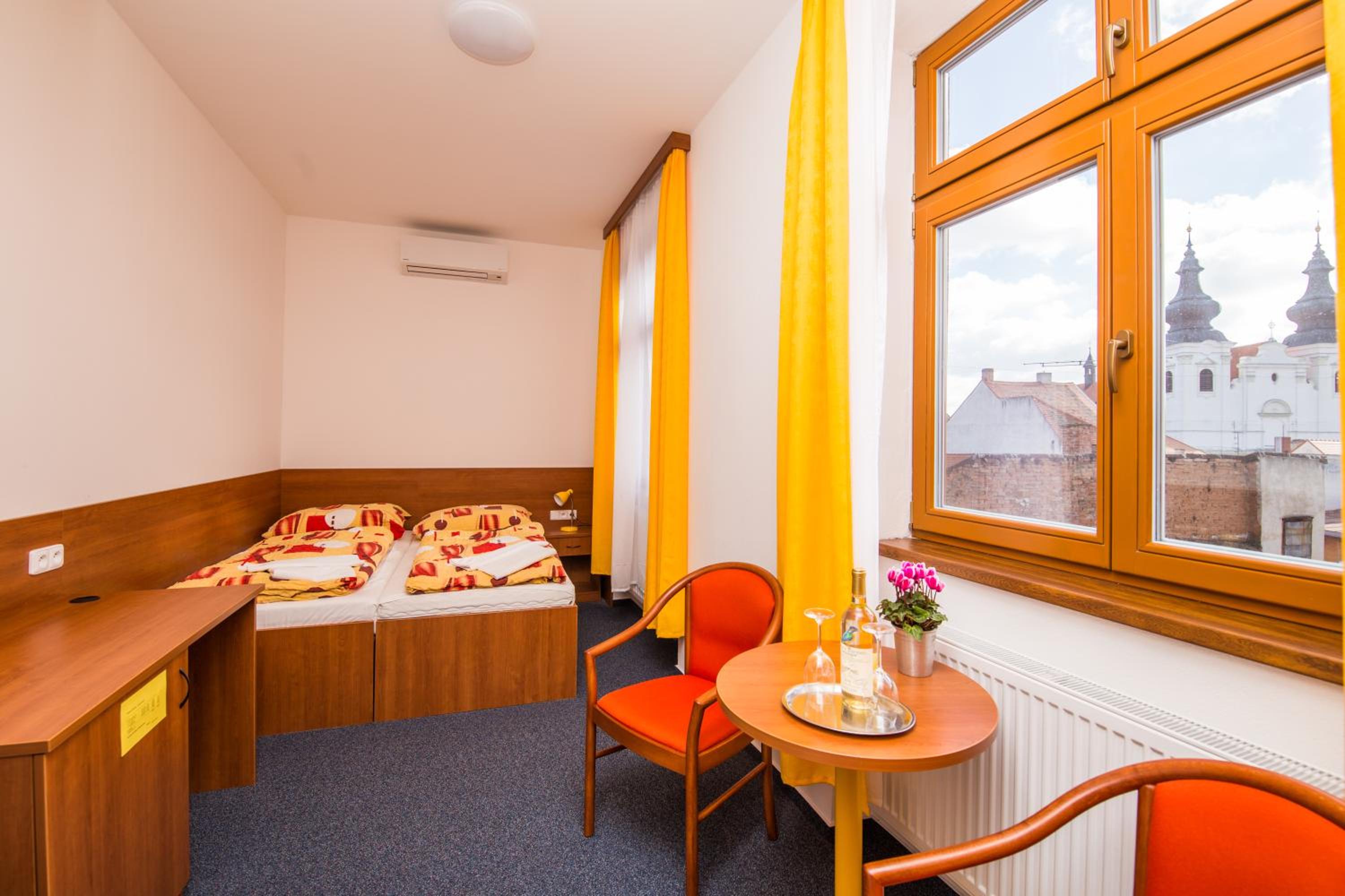 Standard Double or Twin Room with Air-Conditioning