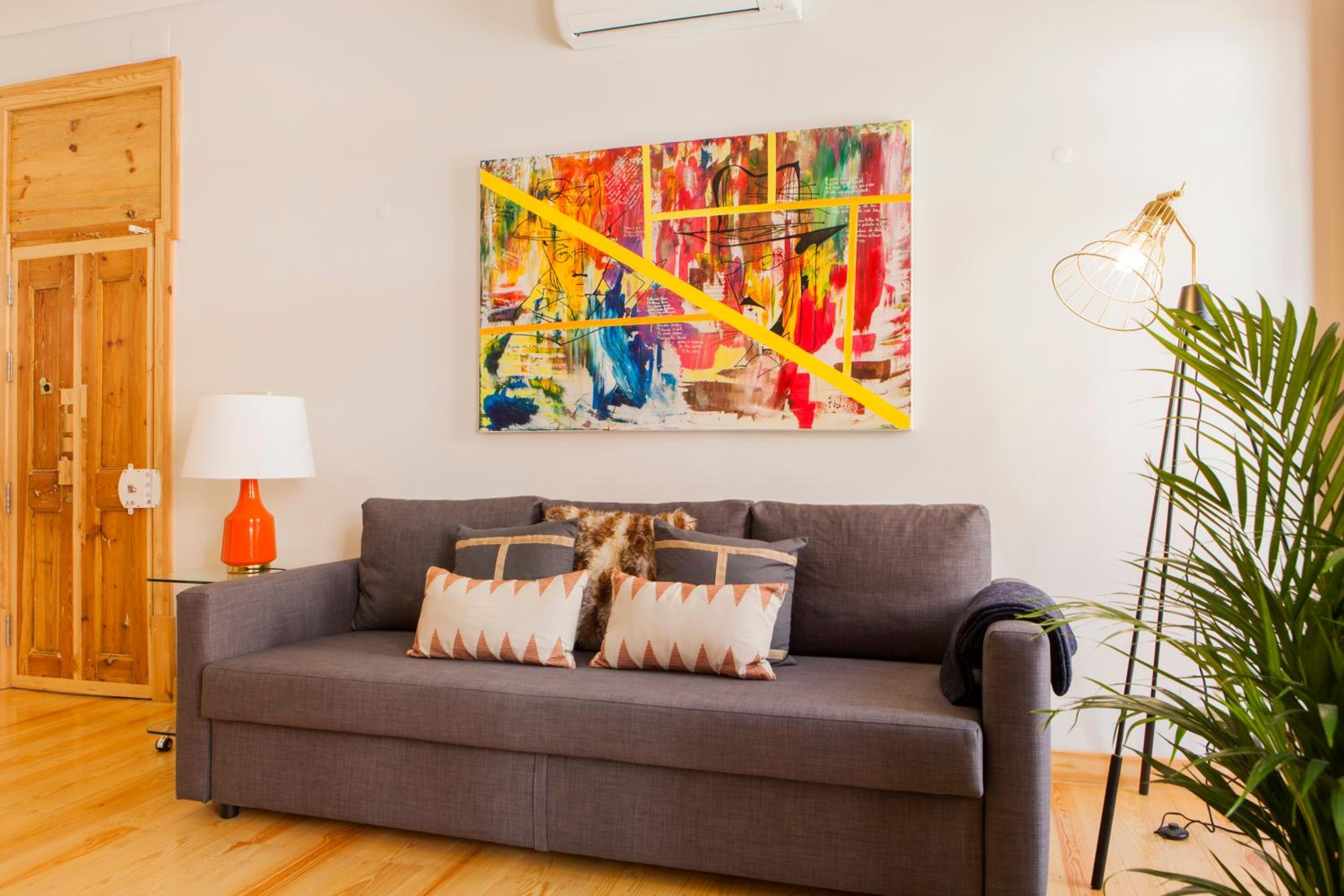 Two-Bedroom Apartment - Photo 8