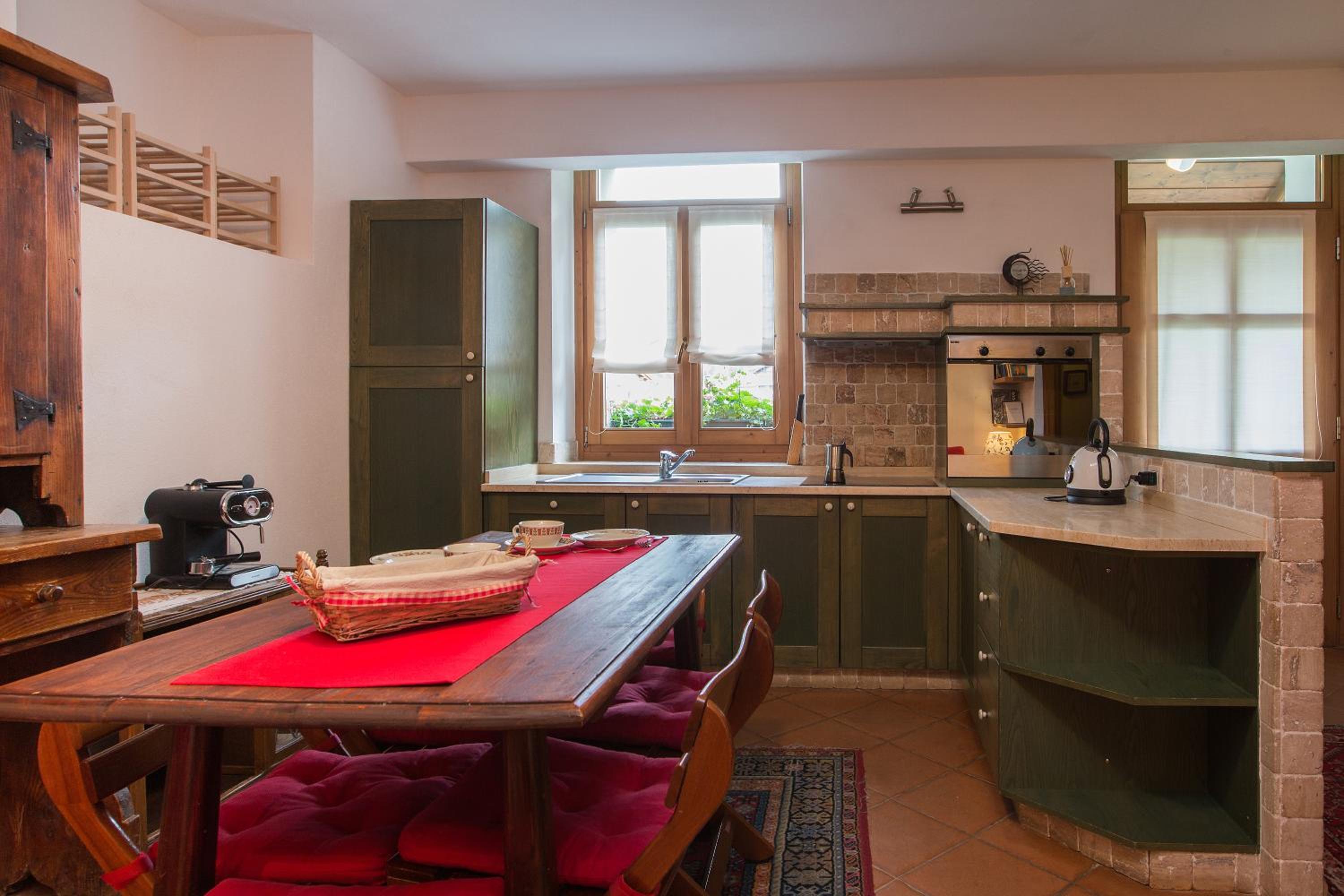 Two-Bedroom Apartment (6 Adults) photo 2