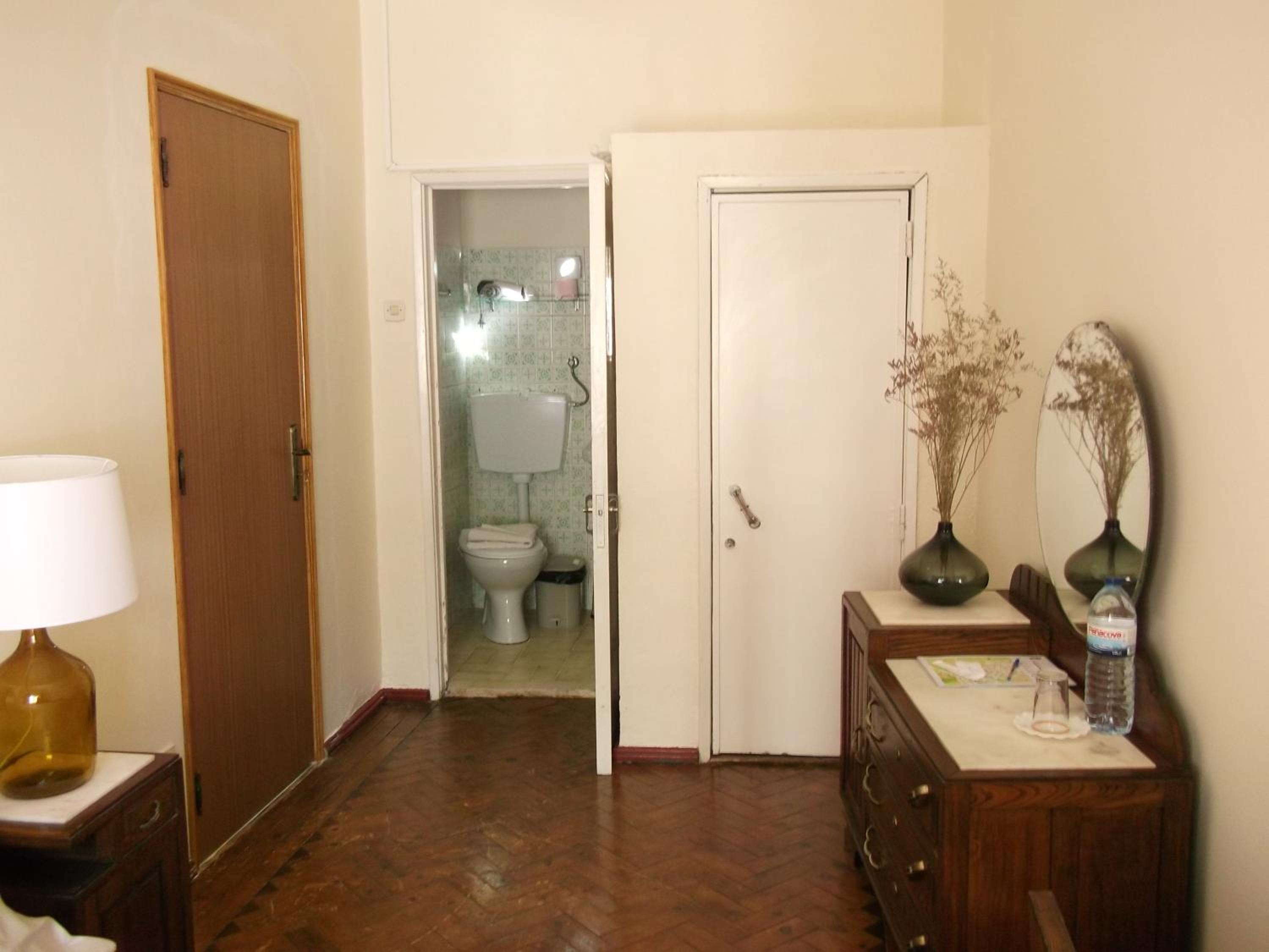 Family Room photo 2