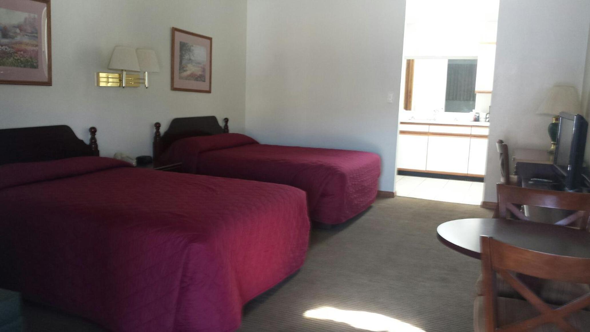 Standard Queen Room - Photo 2