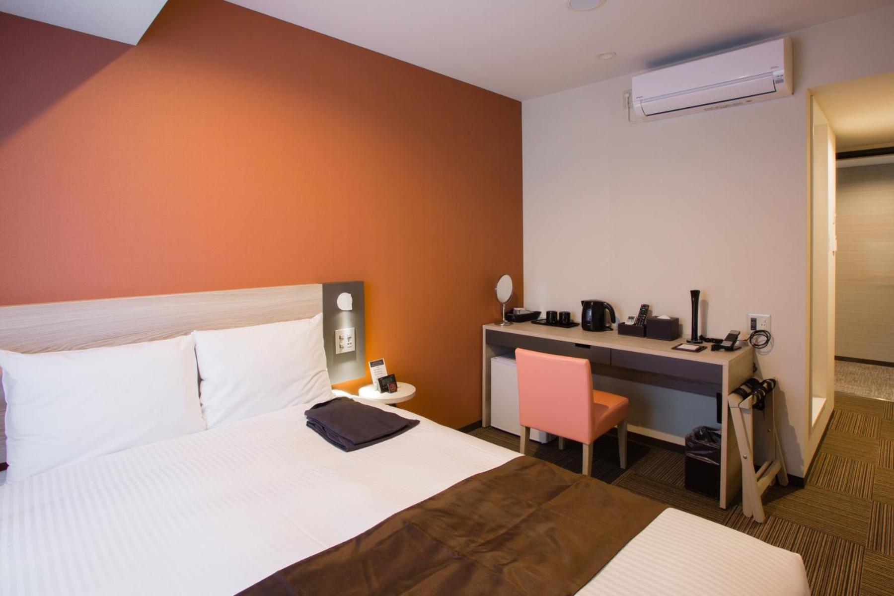 Single Room - Non-Smoking photo 3