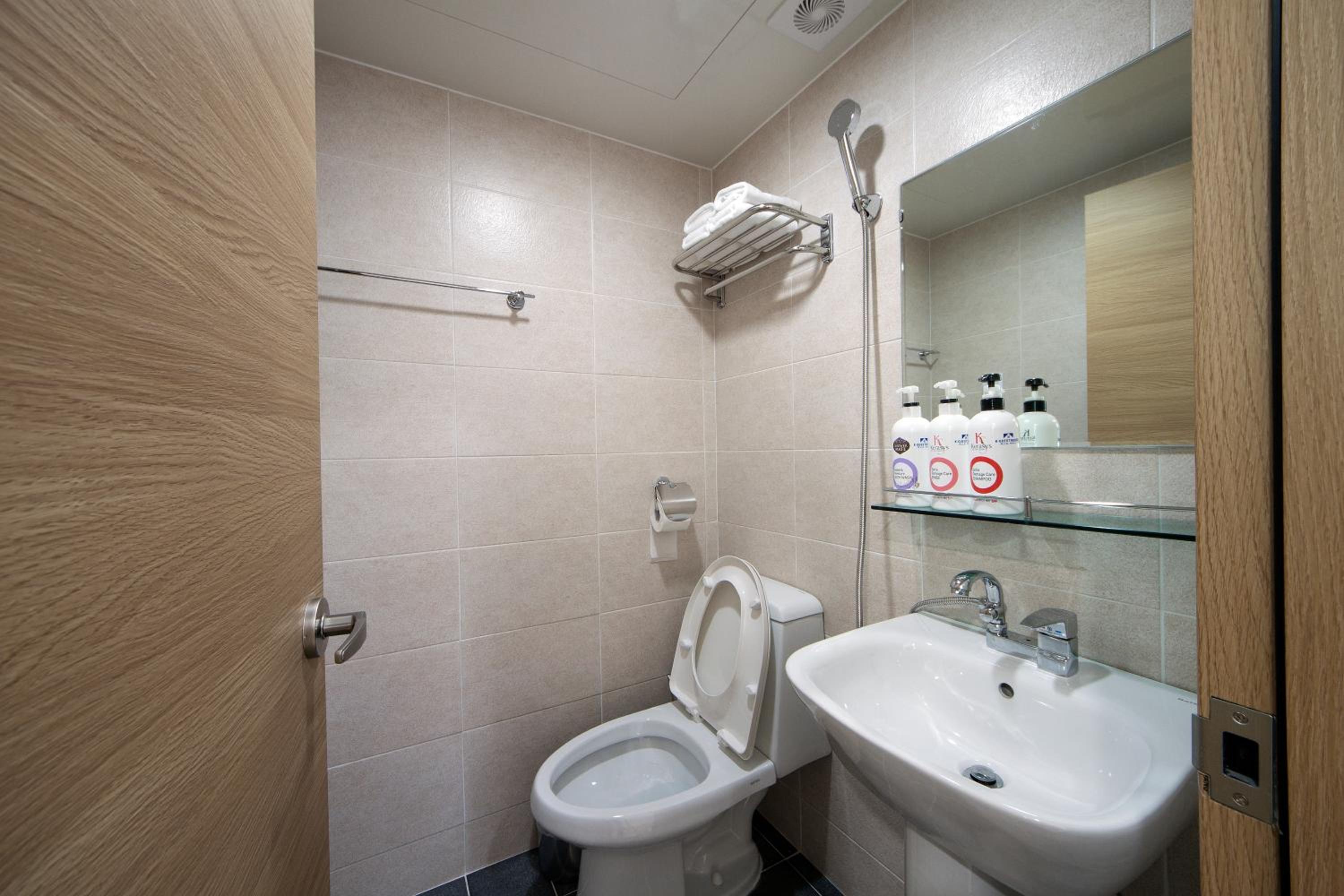 Standard Double Room photo 3