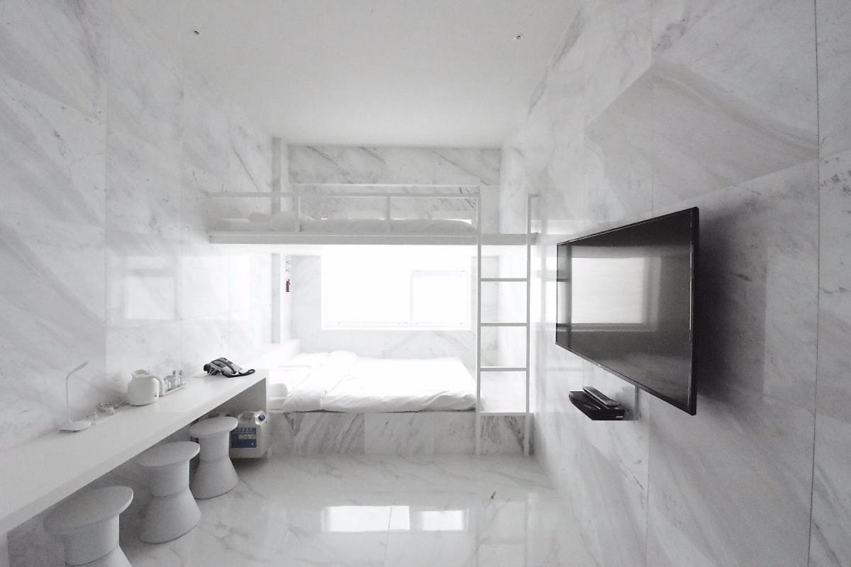 Premium Mountain View Suite - Photo 1