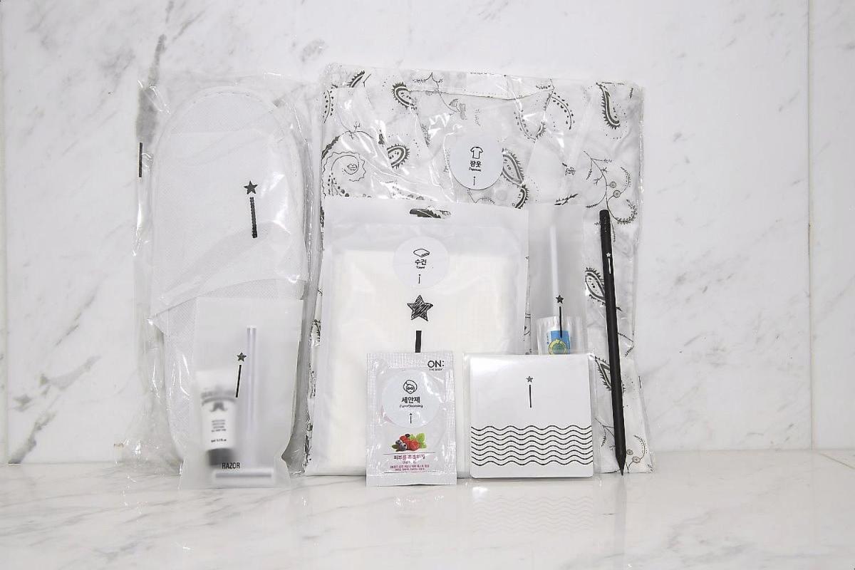 Deluxe Capsule C - Female Only - Photo 11