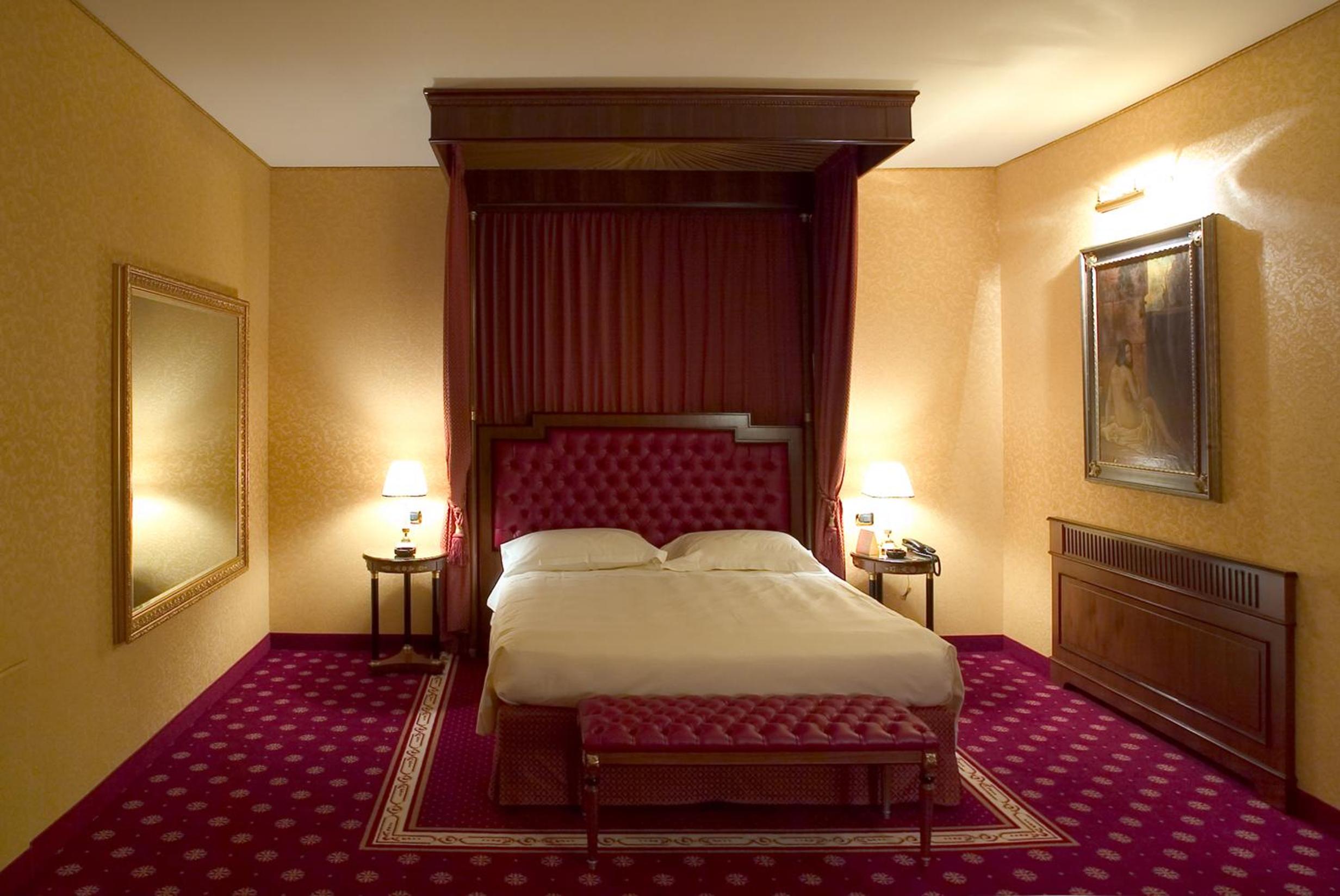 Suite - Photo 7
