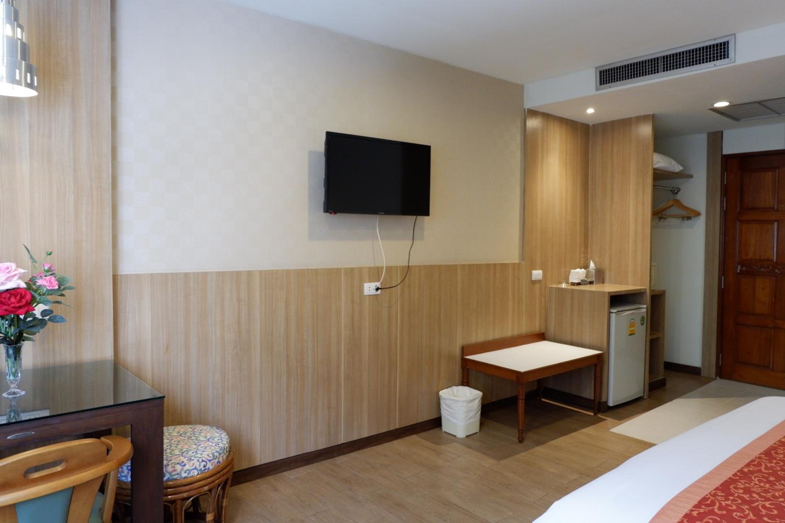 Superior Double Room - Smoking photo 1