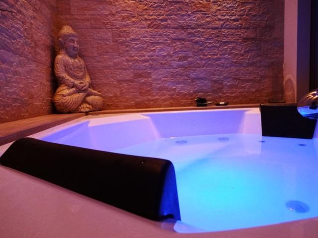 Suite with private Spa - Photo 13