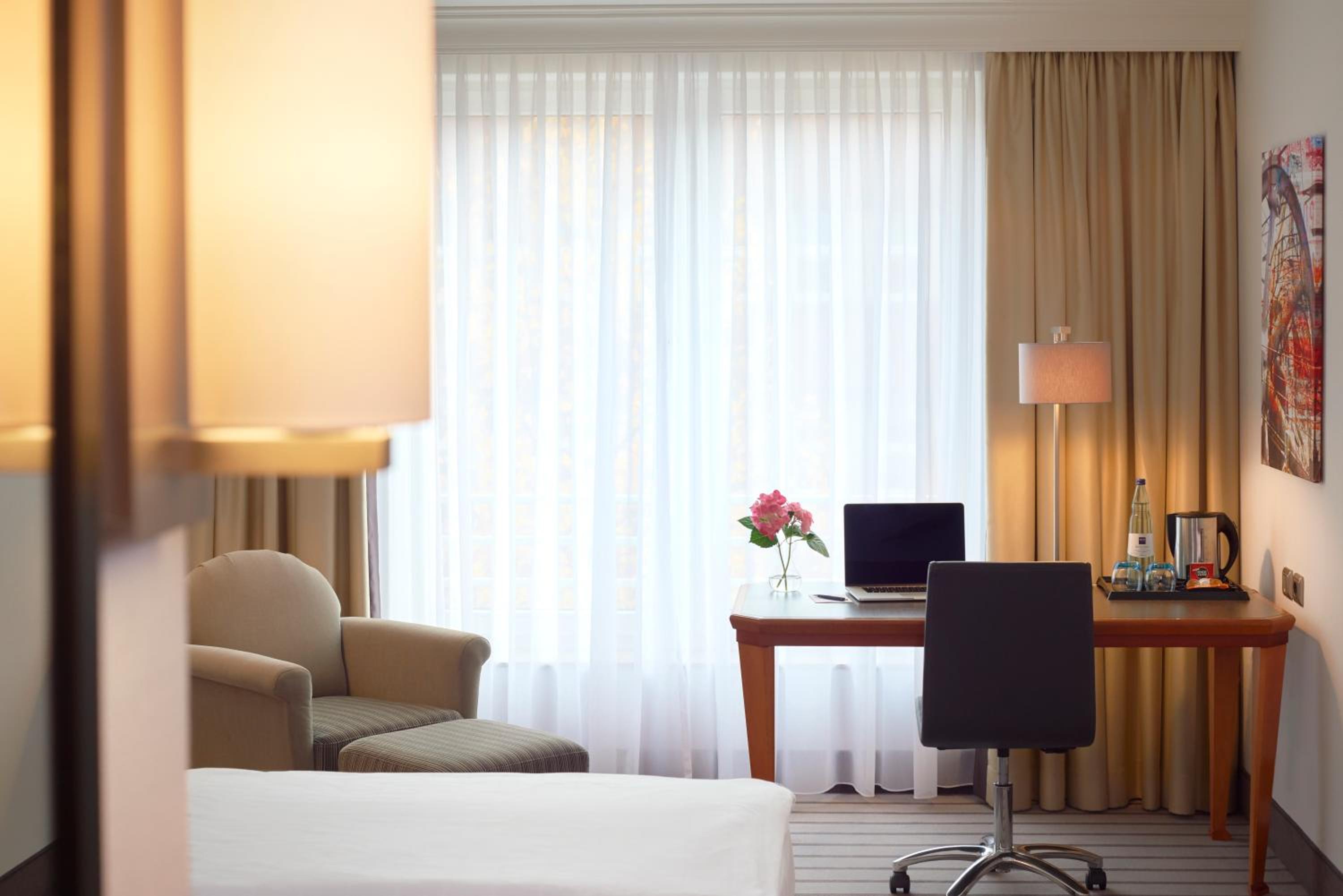 Standard Double or Twin Room - Photo 4