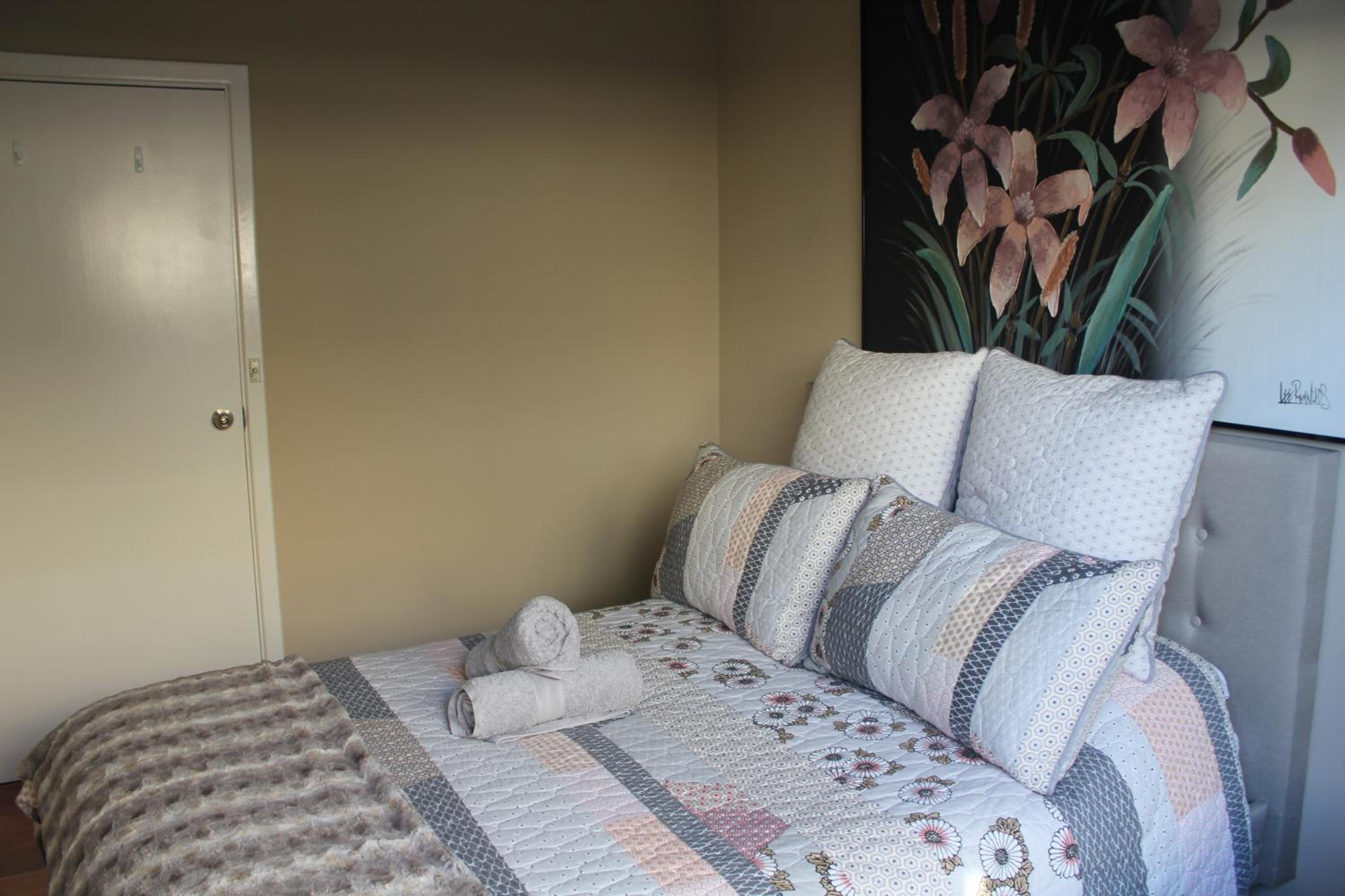 Budget Double Room photo 3