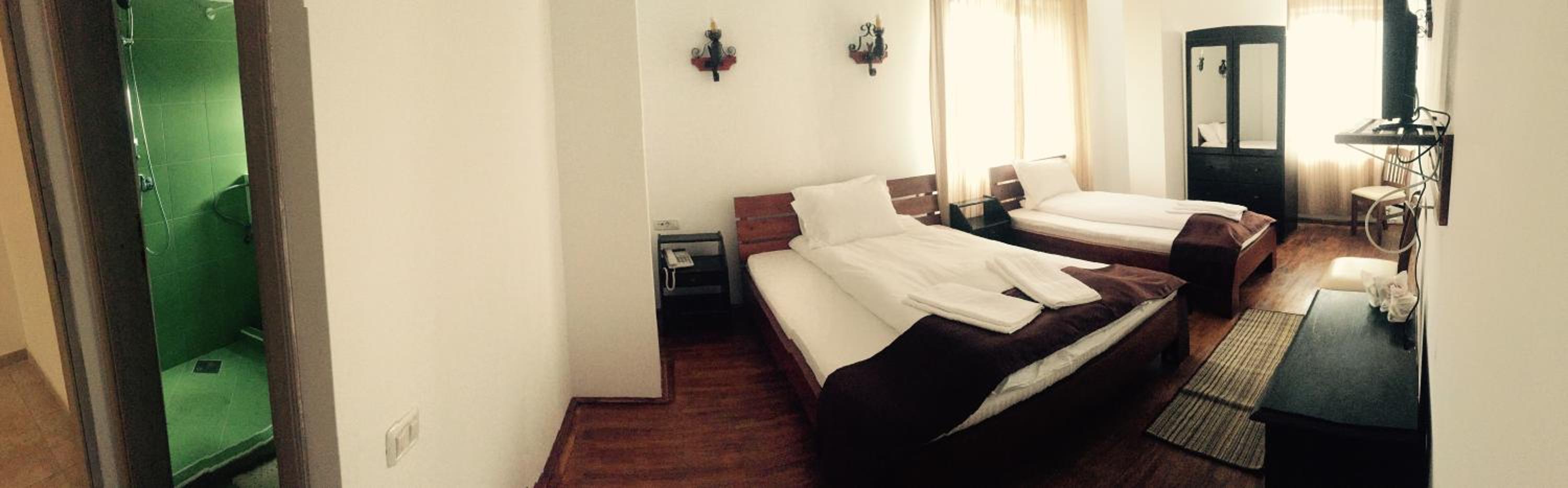 Triple Room with Bathroom photo 3