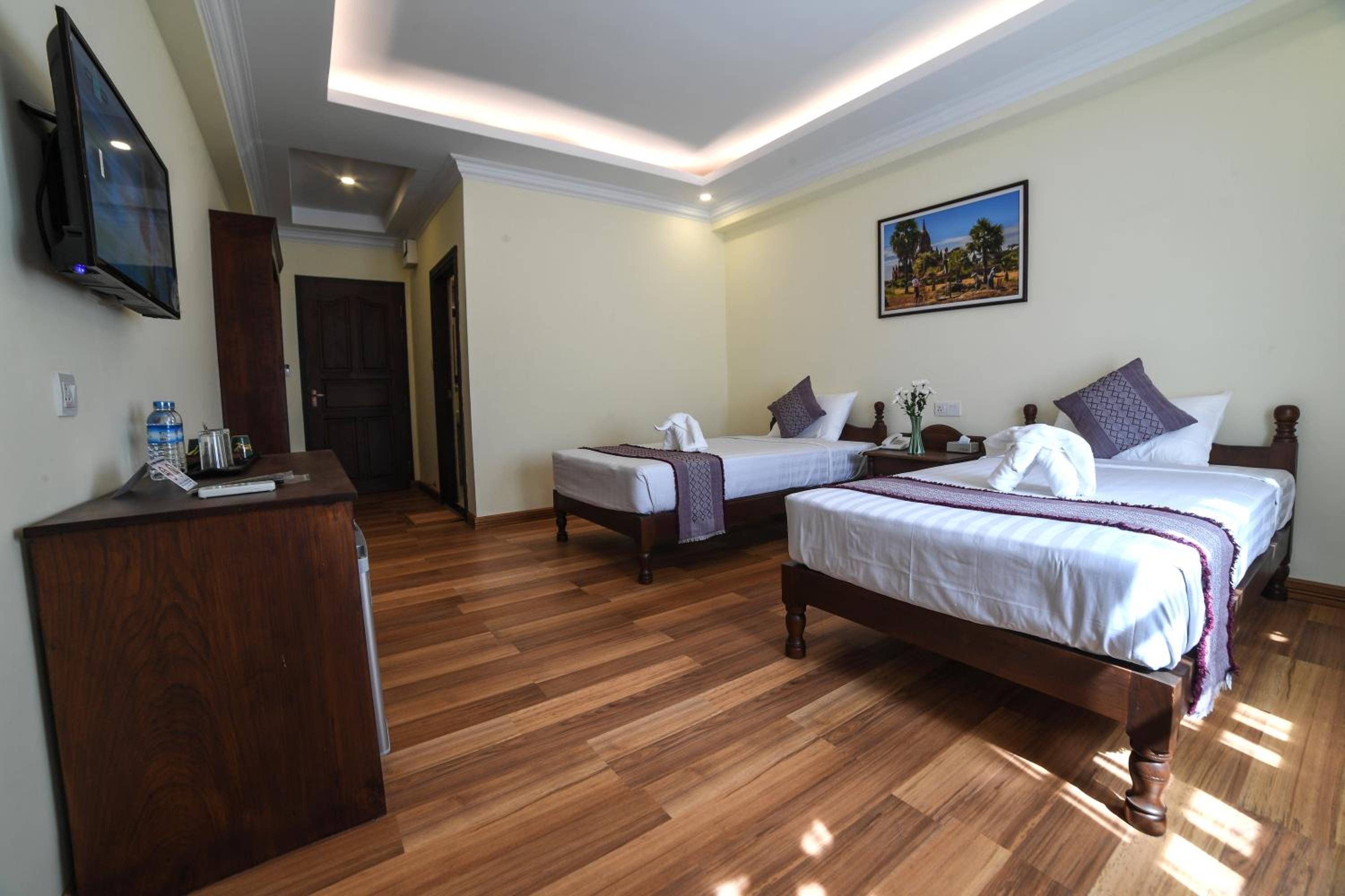 Deluxe Twin Room photo 3