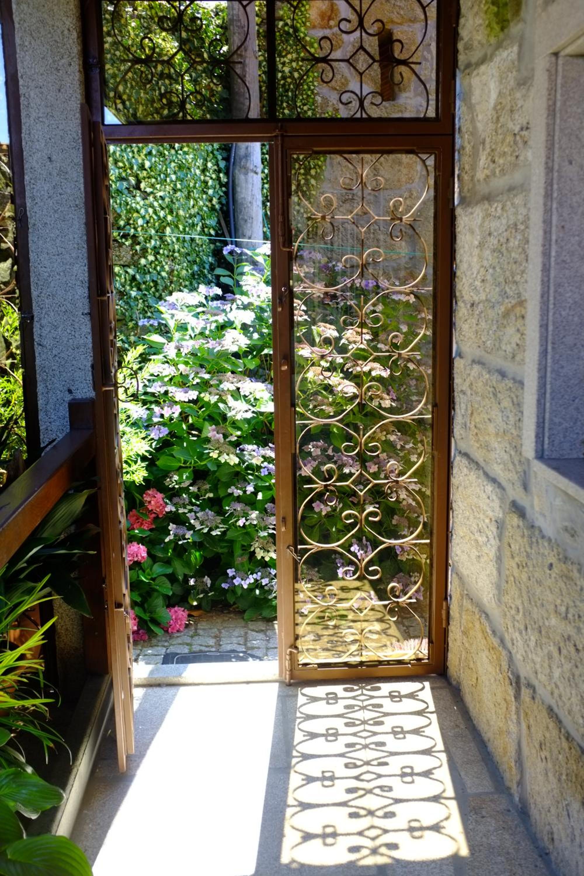Double Room - Photo 4