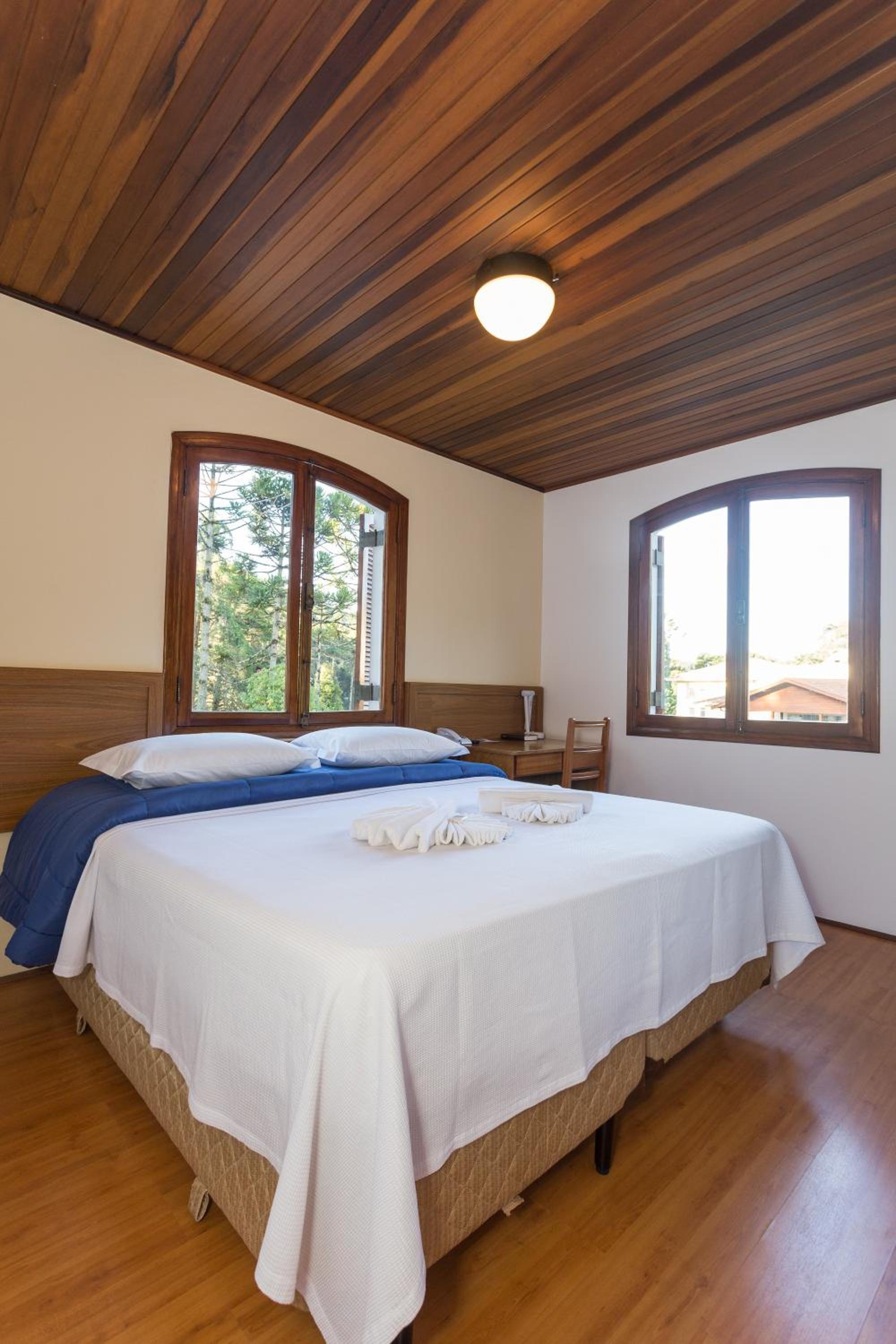 Standard Room photo 2