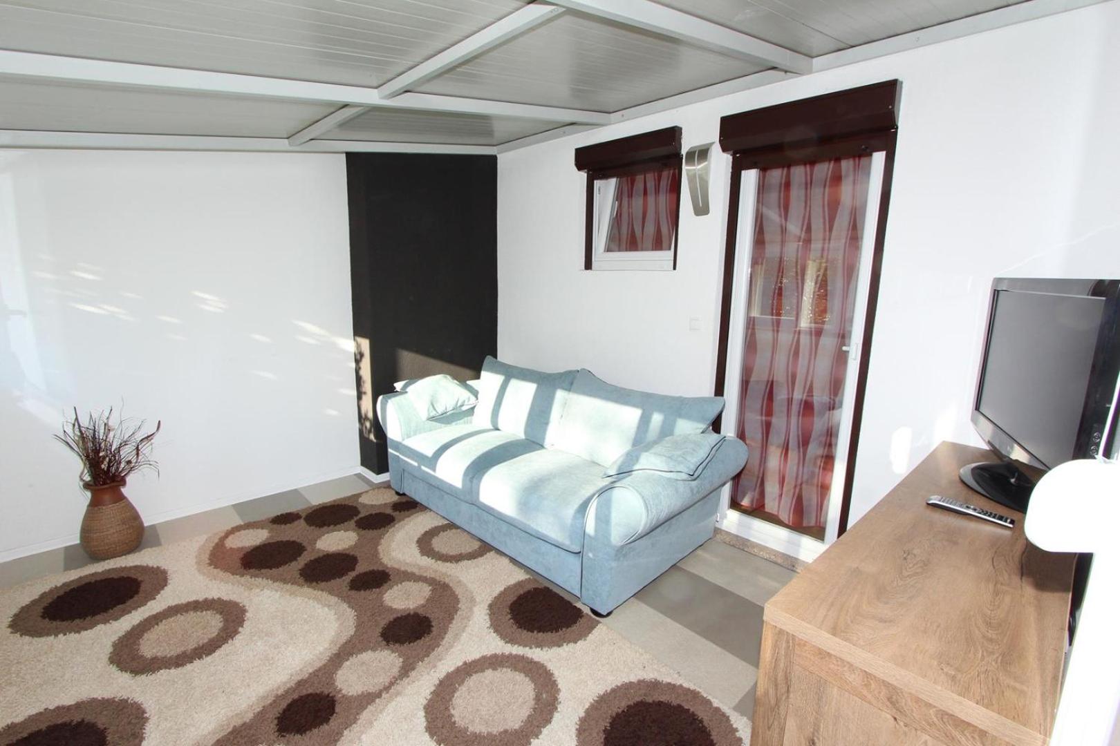 Two-Bedroom Apartment - Photo 21