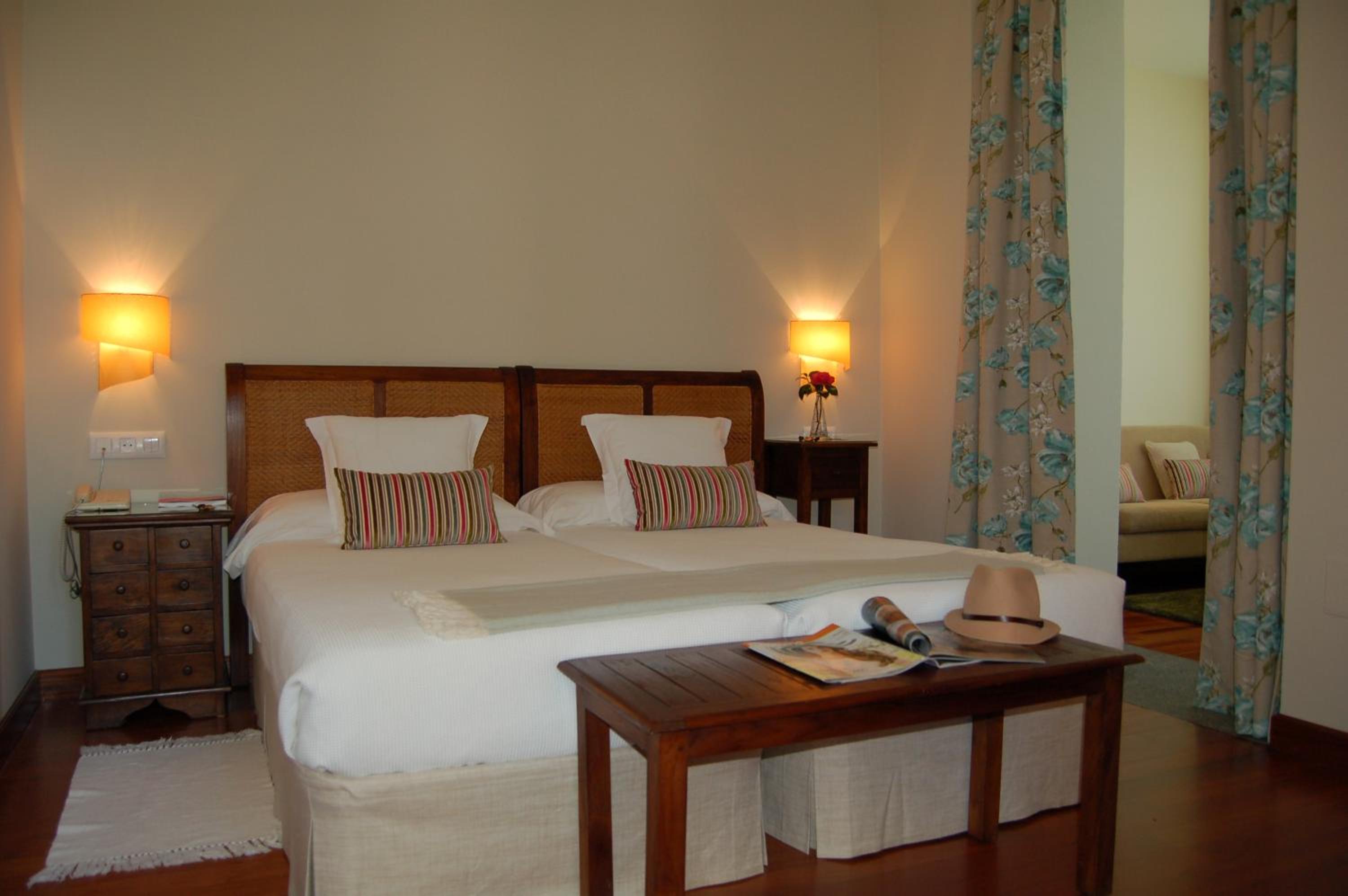 Habitación Doble o con Dos Camas con Sala de Estar