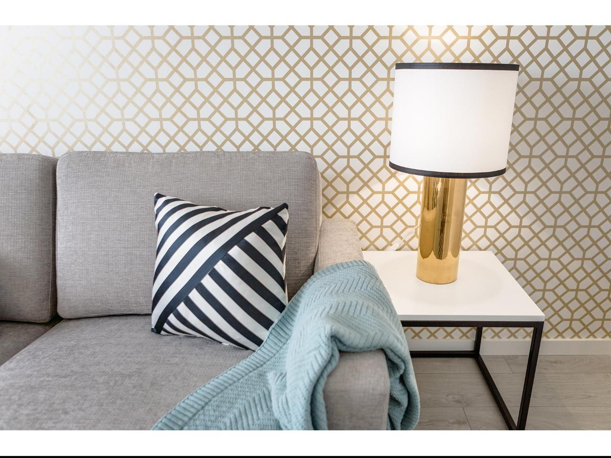 Suite - Photo 4
