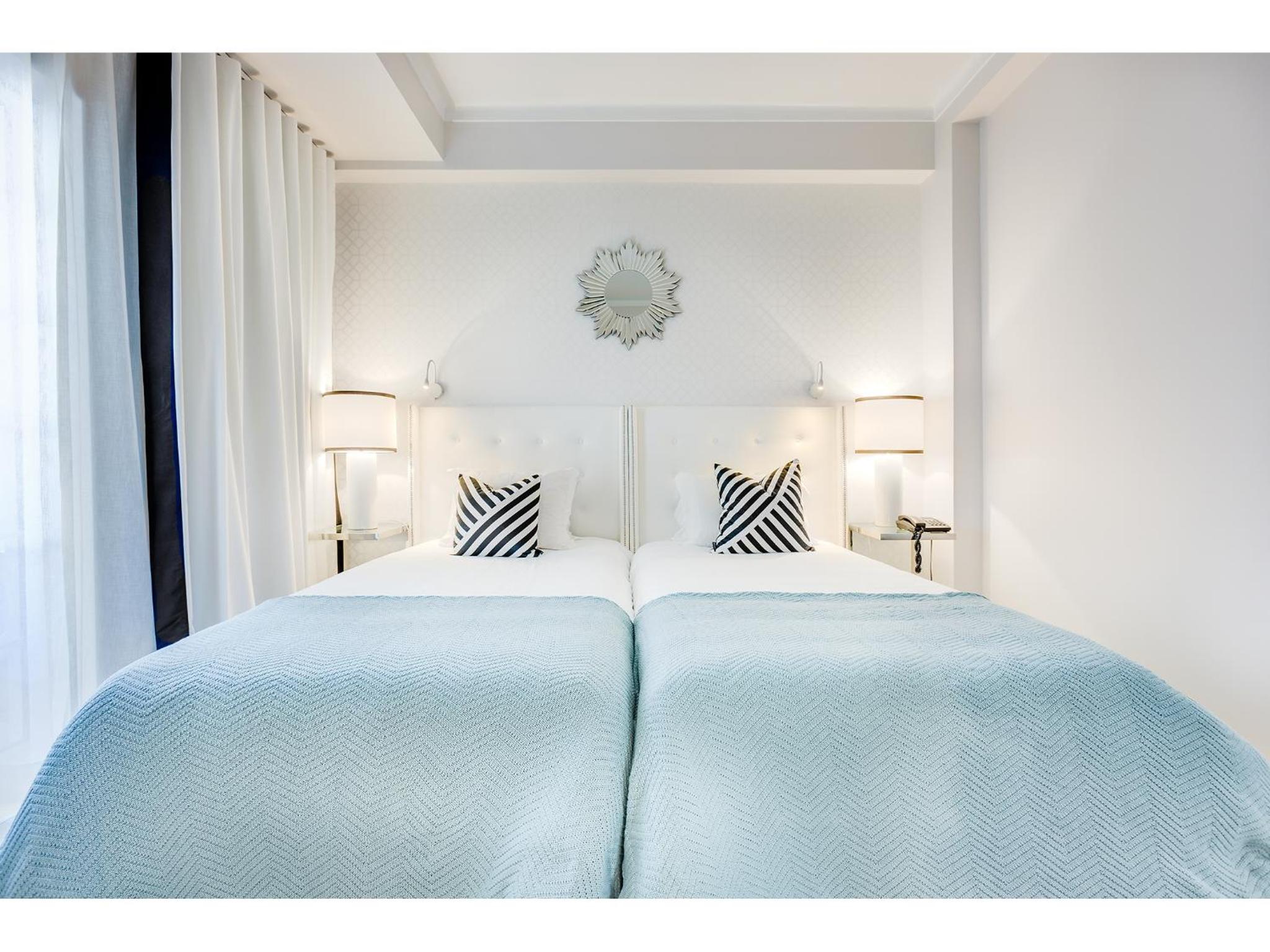 Double or Twin Room - Photo 10