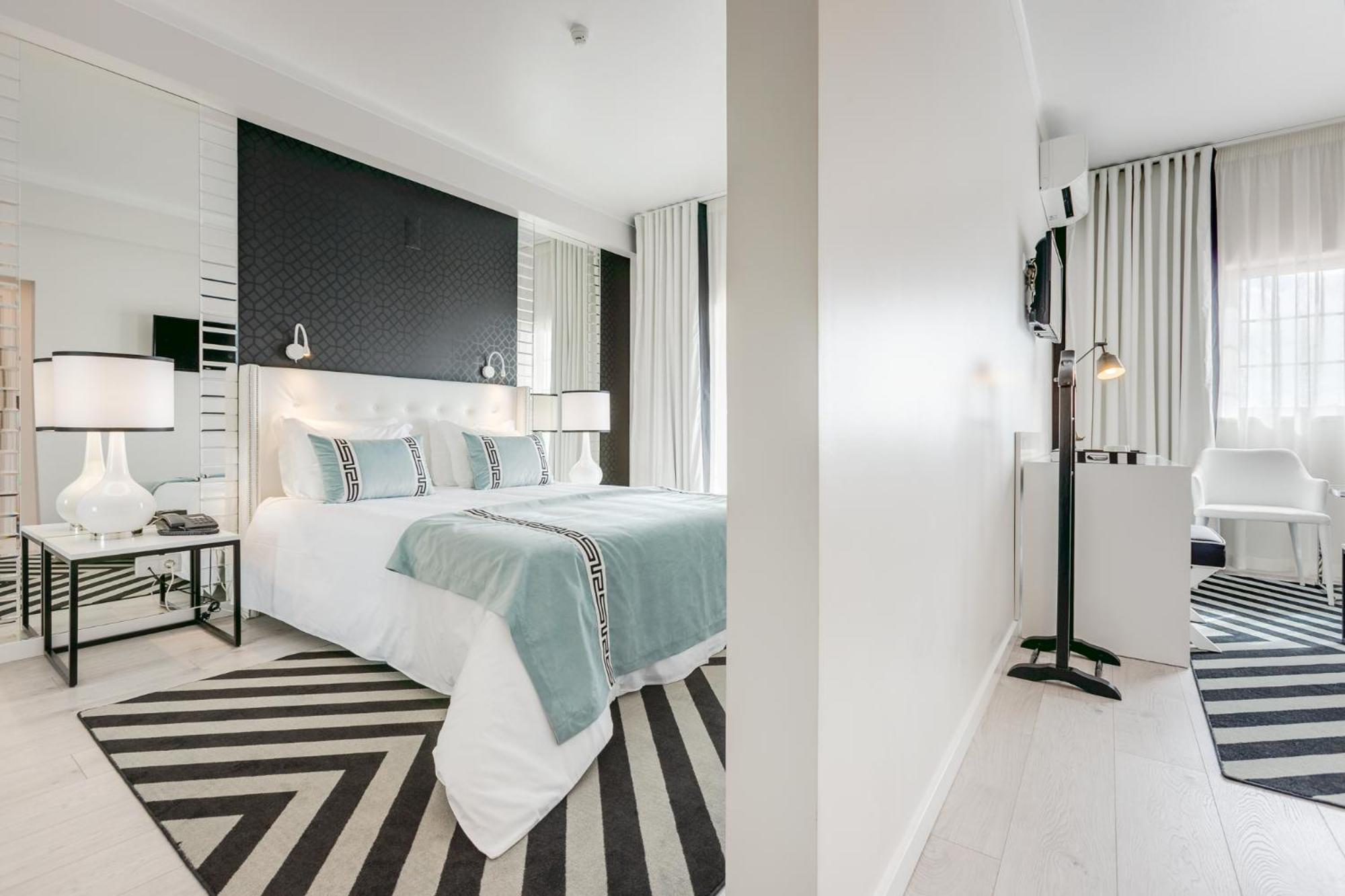 Suite - Photo 3