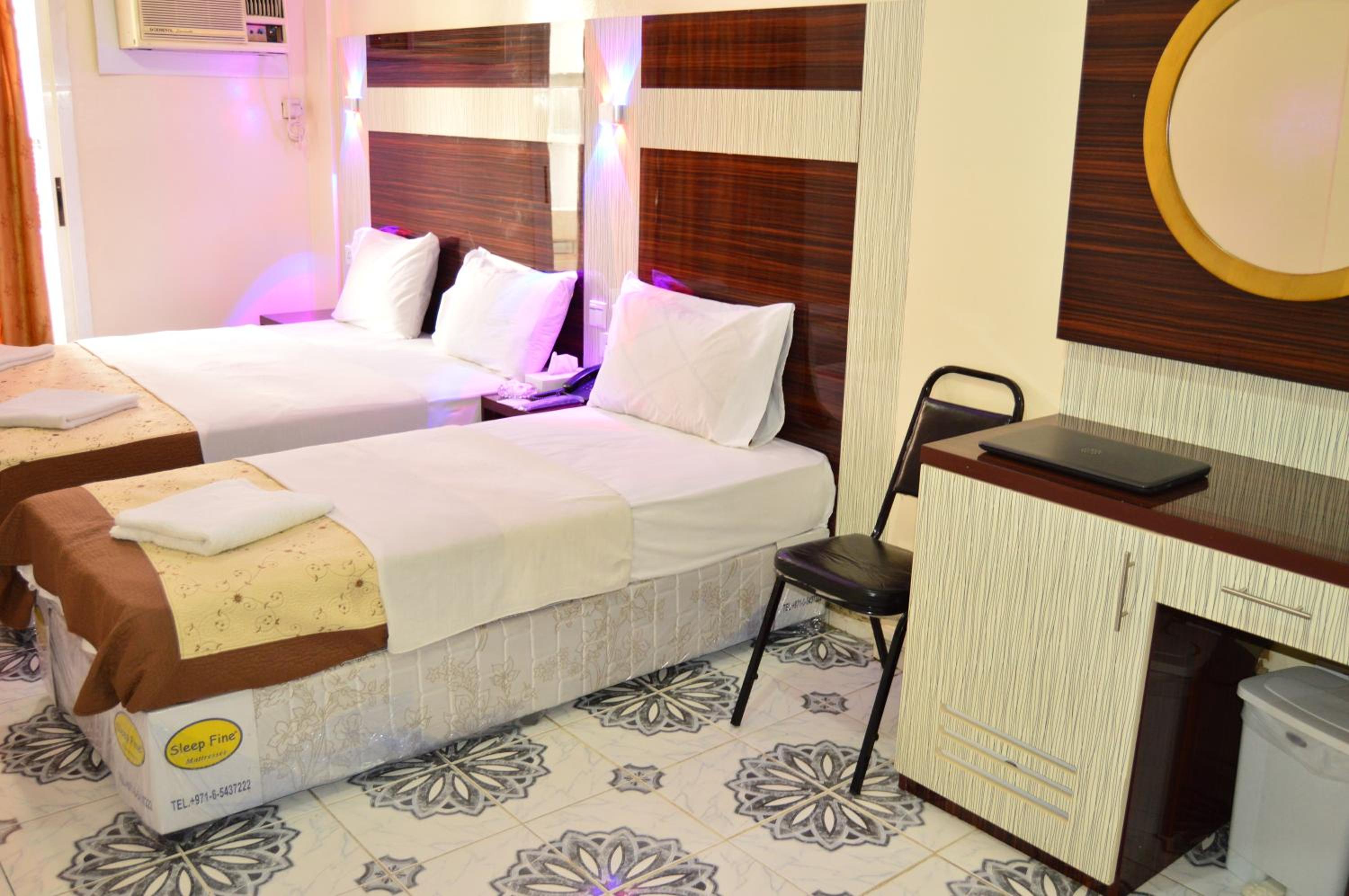 Superior Triple Room photo 2