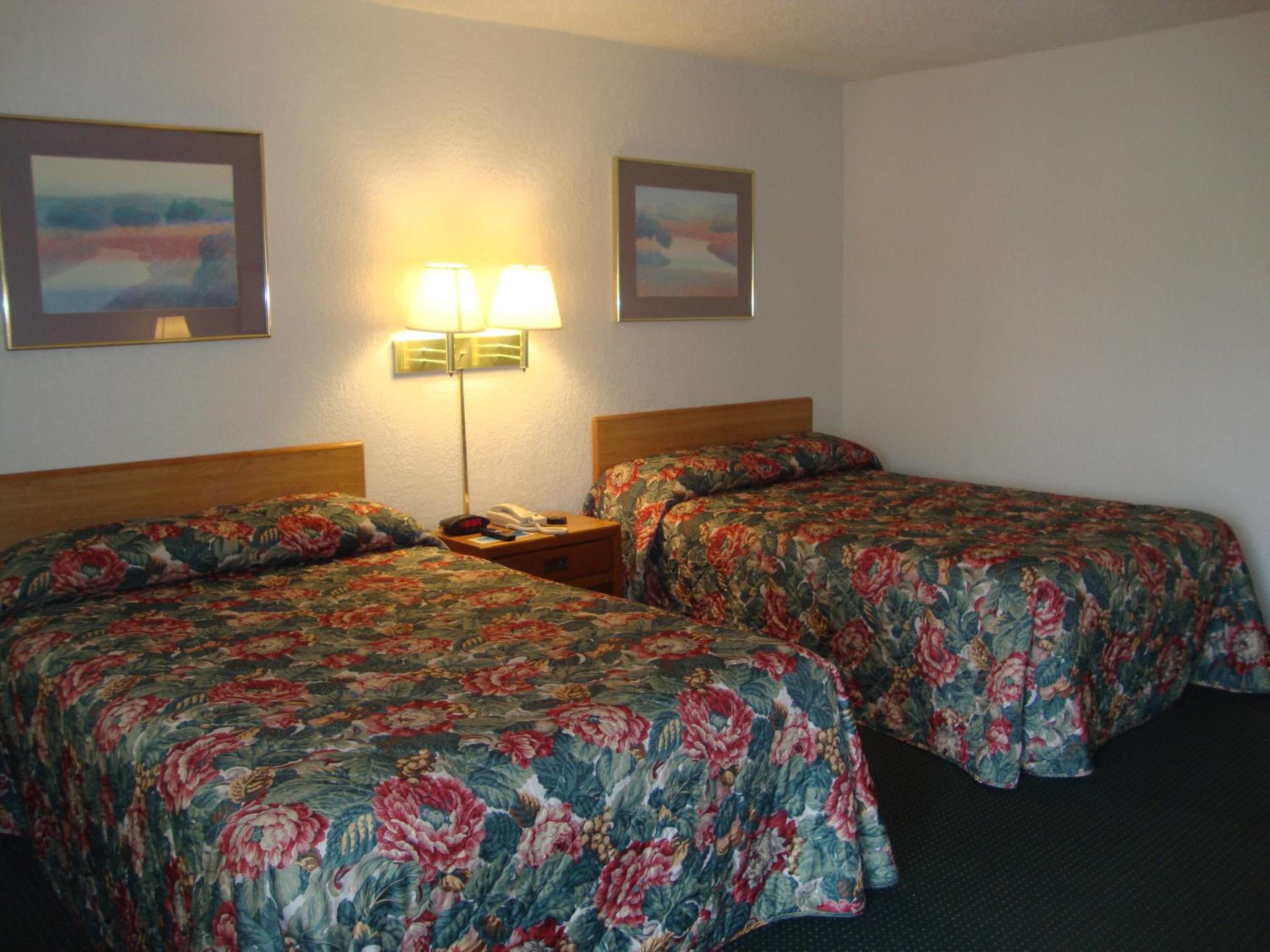 Double Room with Two Double Beds photo 3