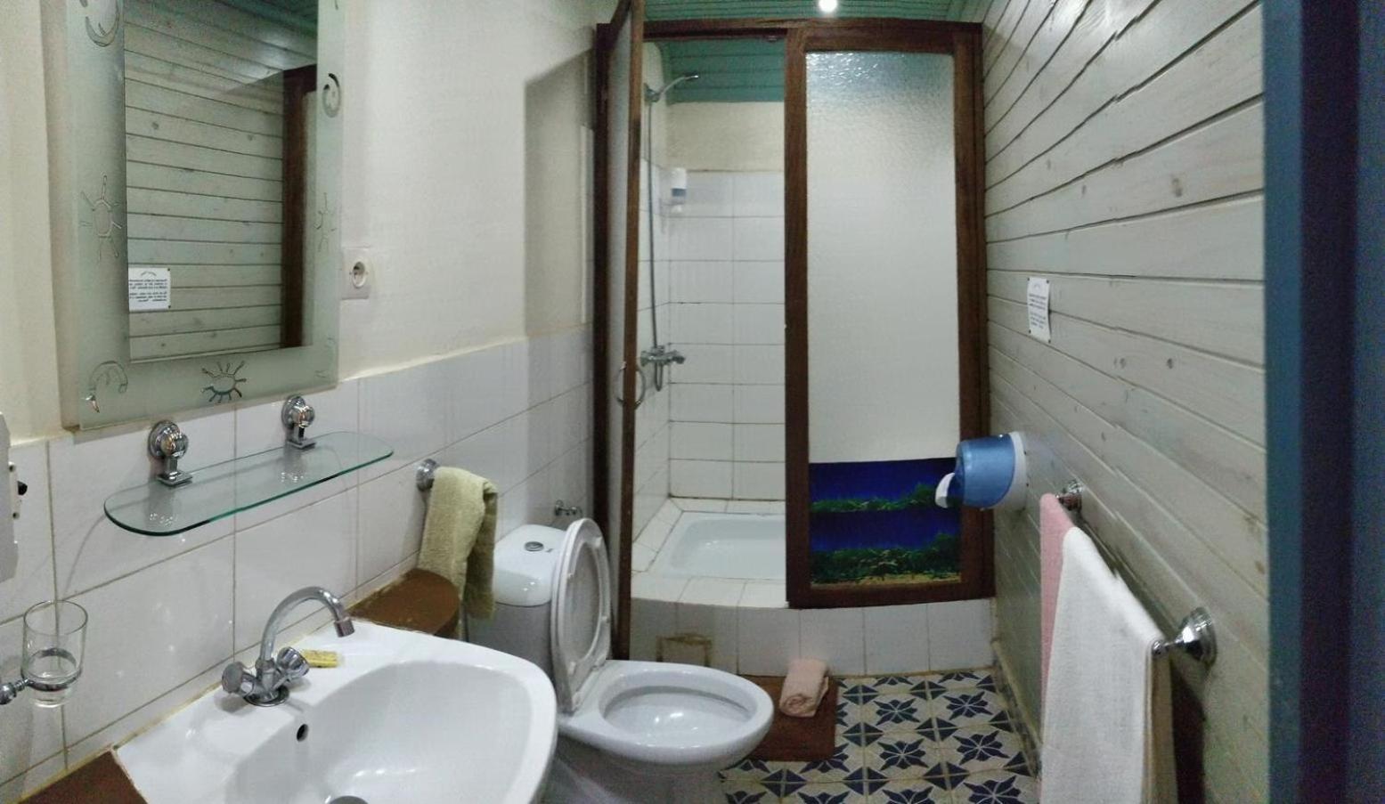 Triple Room with Private Bathroom